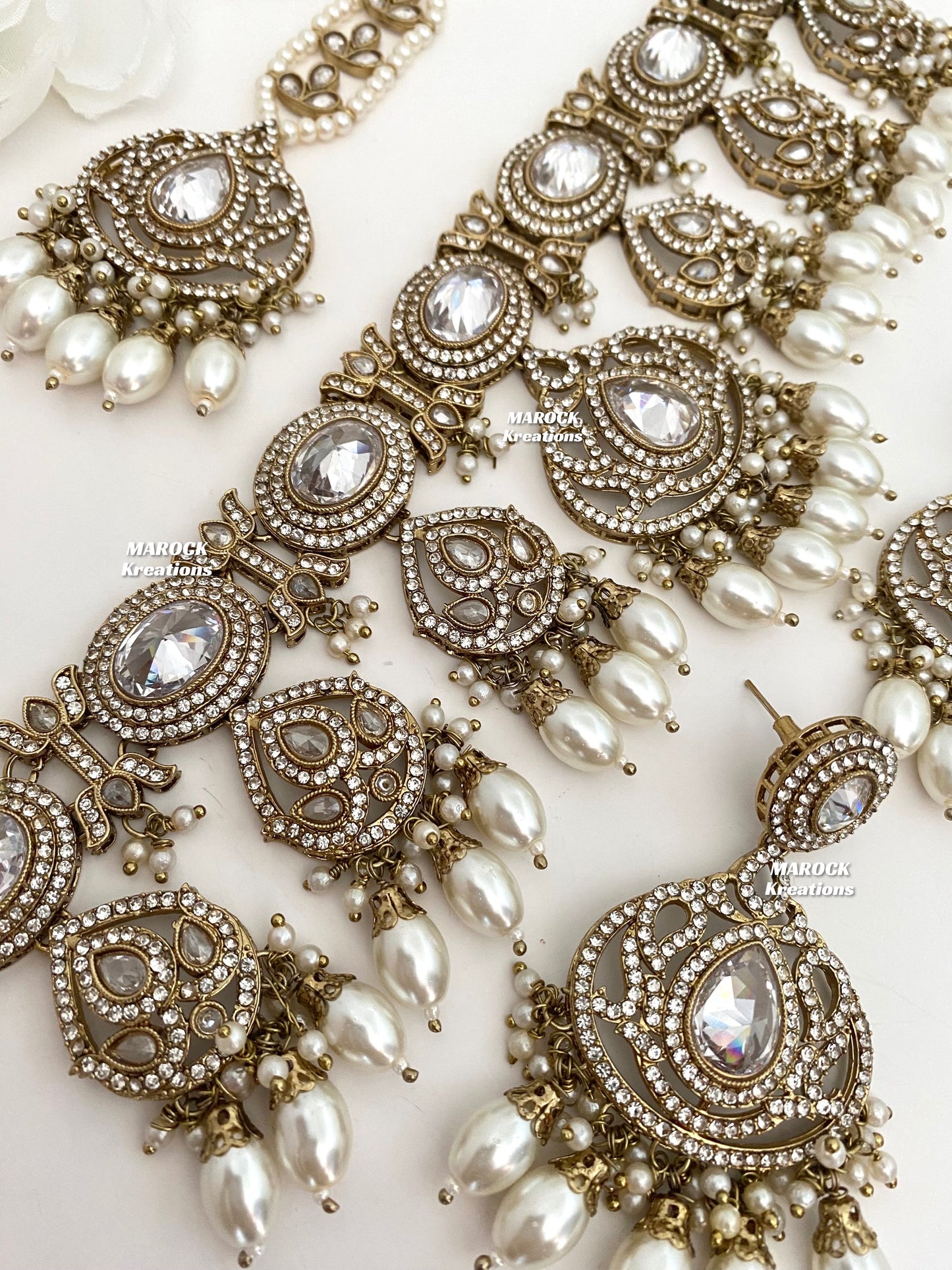 Yumna Polki statement Choker/Necklace set