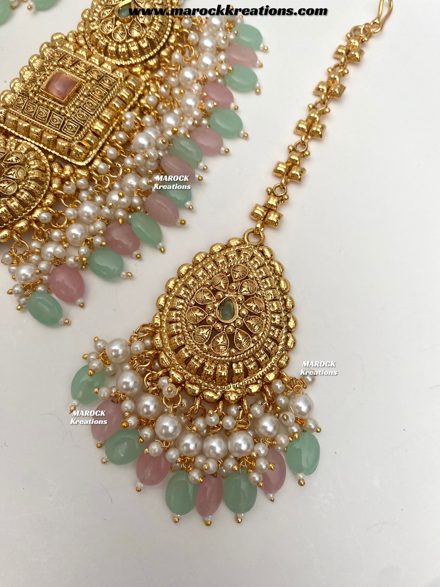 Asna Premium Quality Gold Plated statement choker set