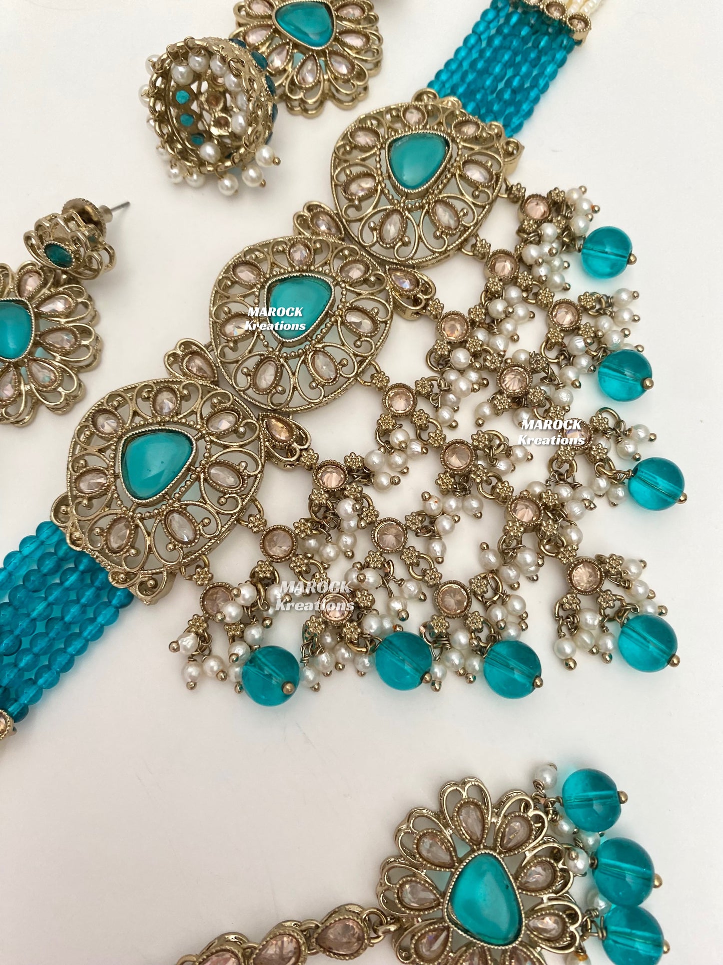 Amaira Antique Gold Polki choker set