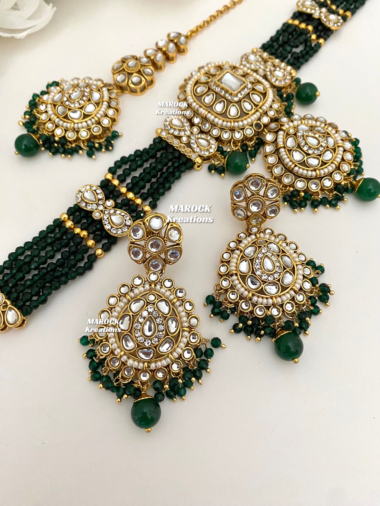 Simona Premium Quality Kundan Choker set