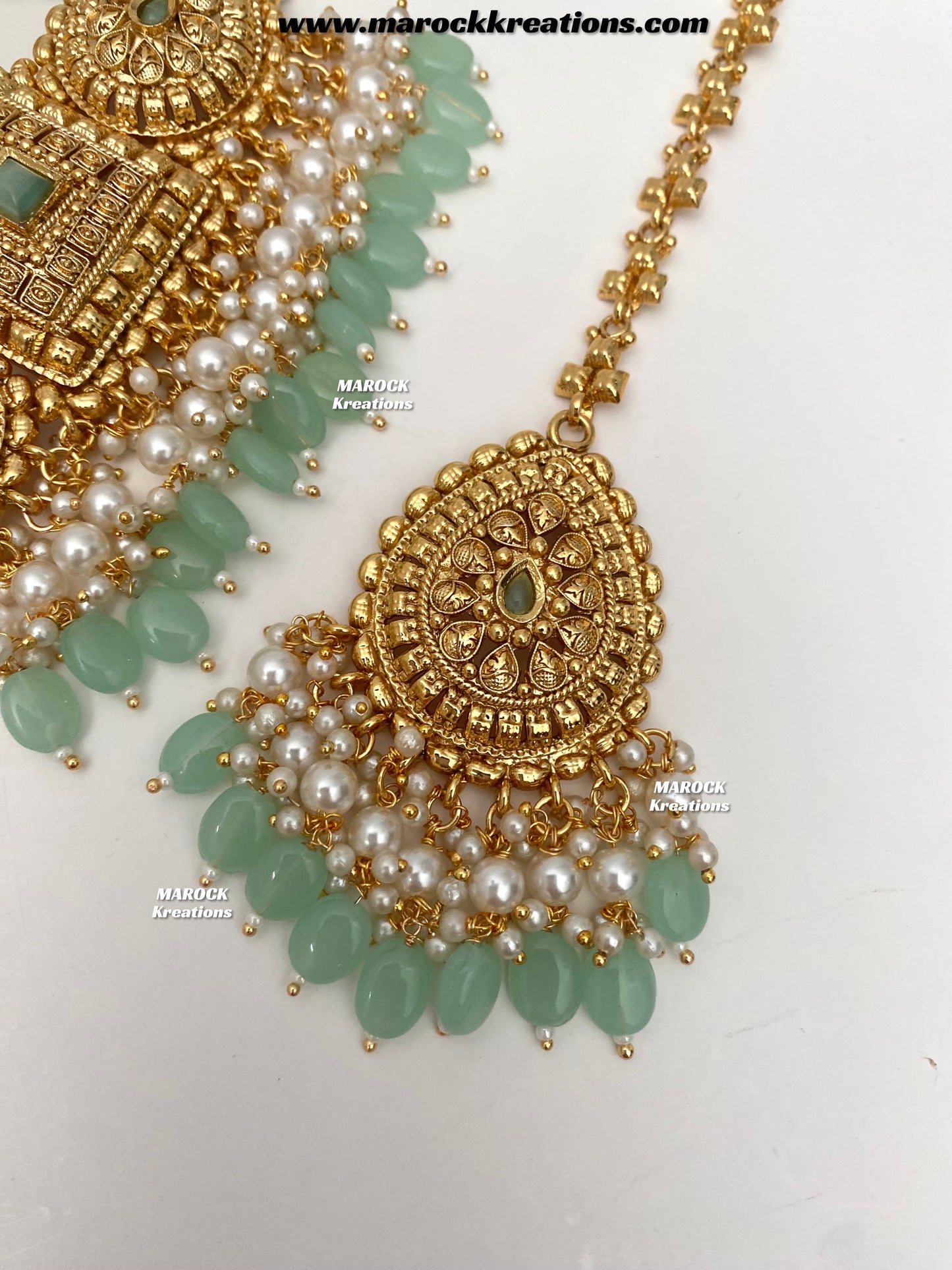 Asna Premium Quality Gold Plated statement choker set