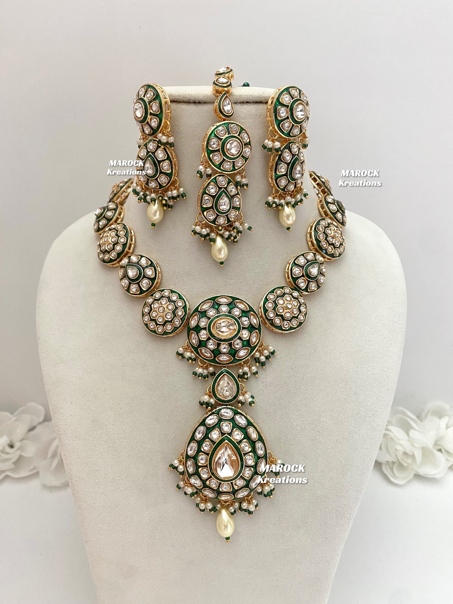 Tania Premium Quality uncut Kundan Statement Necklace set