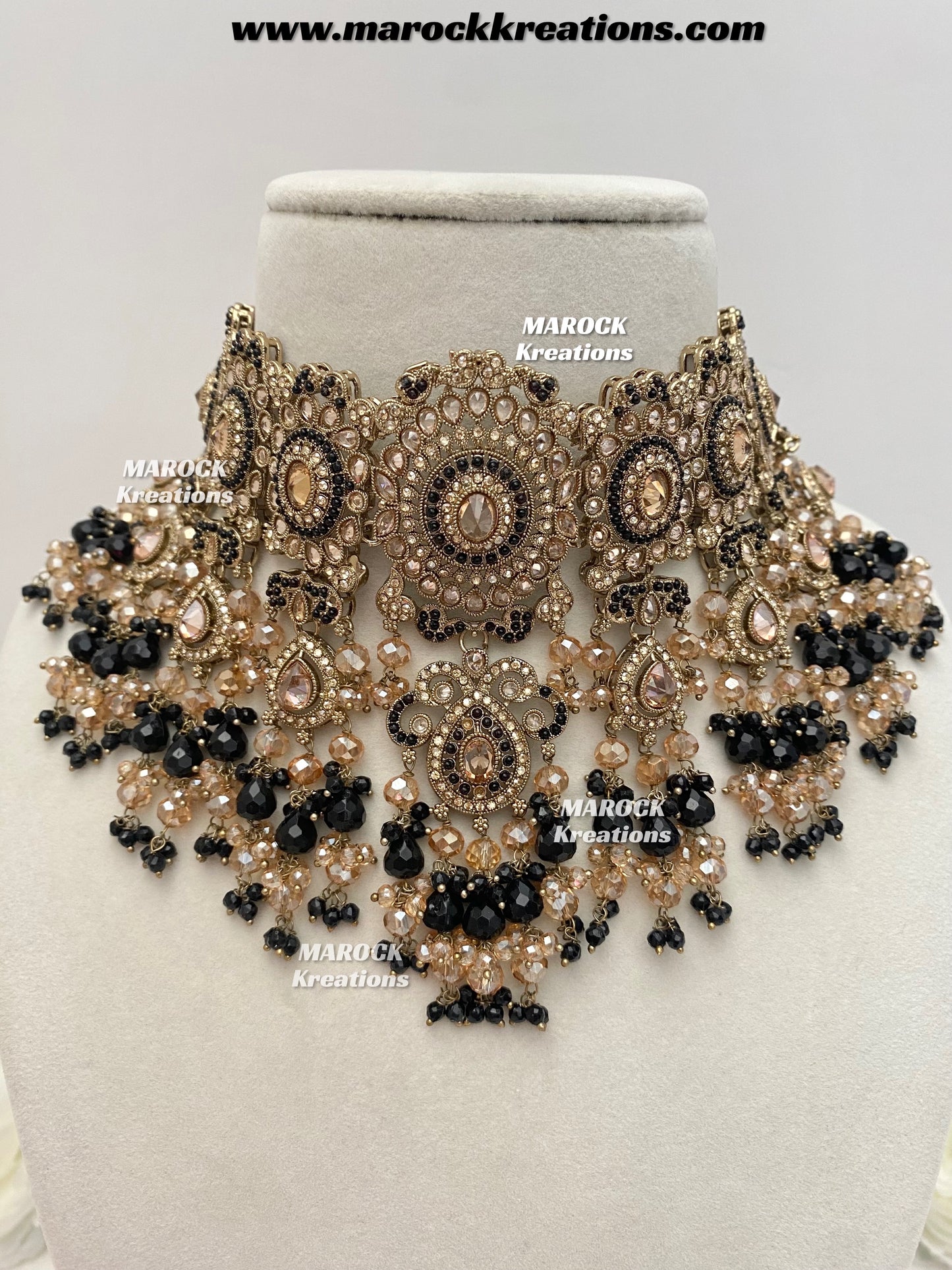 Nazmun Antique Gold Pakistani Polki choker/necklace set with Passa