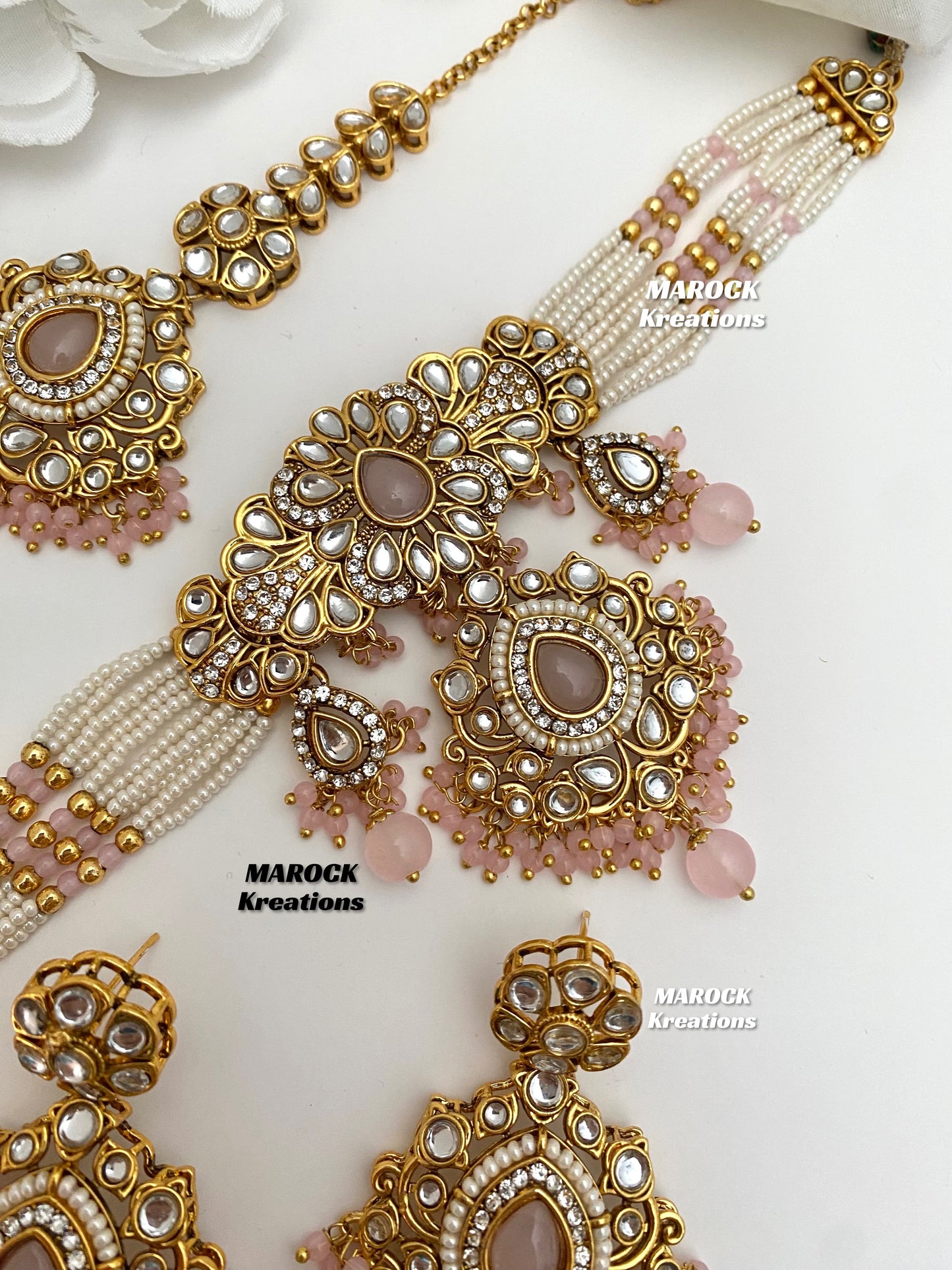 Mahima Premium Quality Kundan Choker set