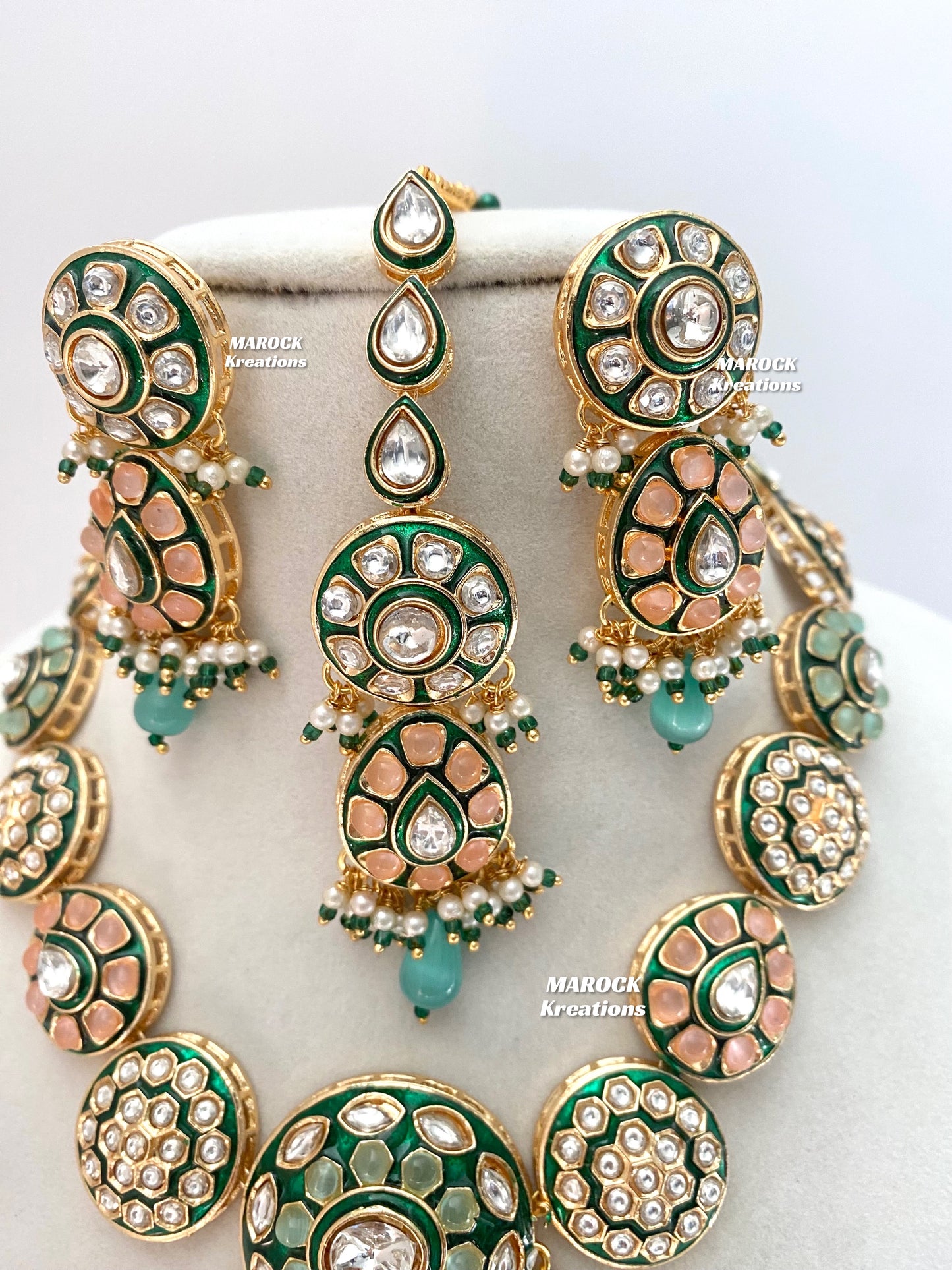 Tania Premium Quality uncut Kundan Statement Necklace set