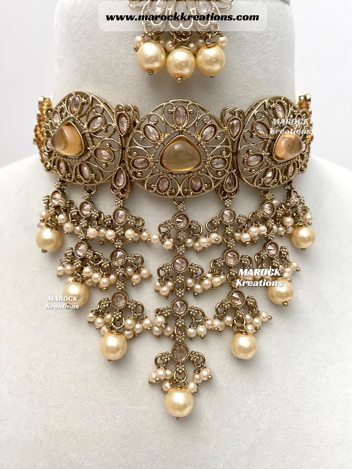 Amaira Antique Gold Polki choker set