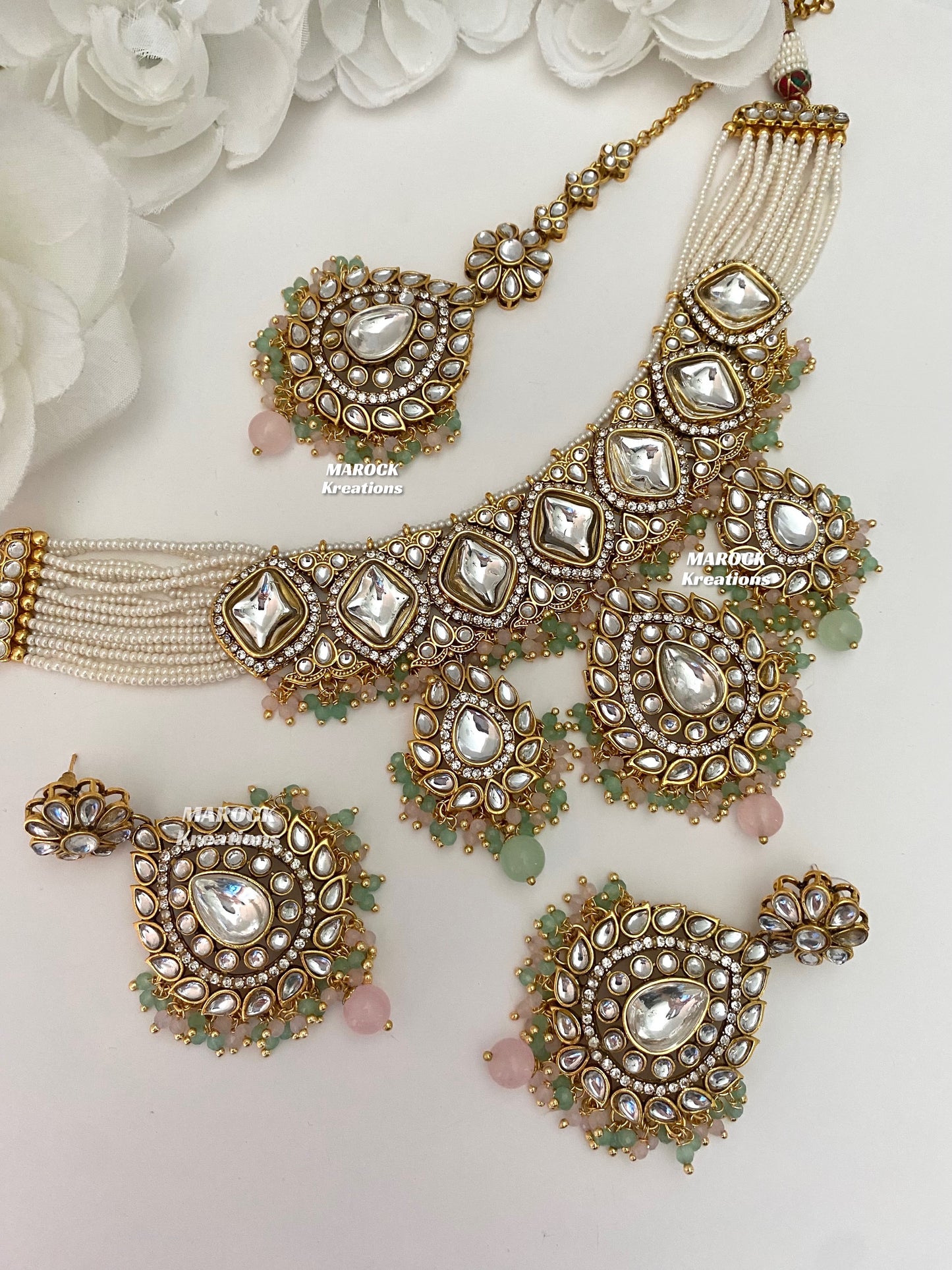 Rahila Premium quality Kundan Statement Choker/Necklace Set