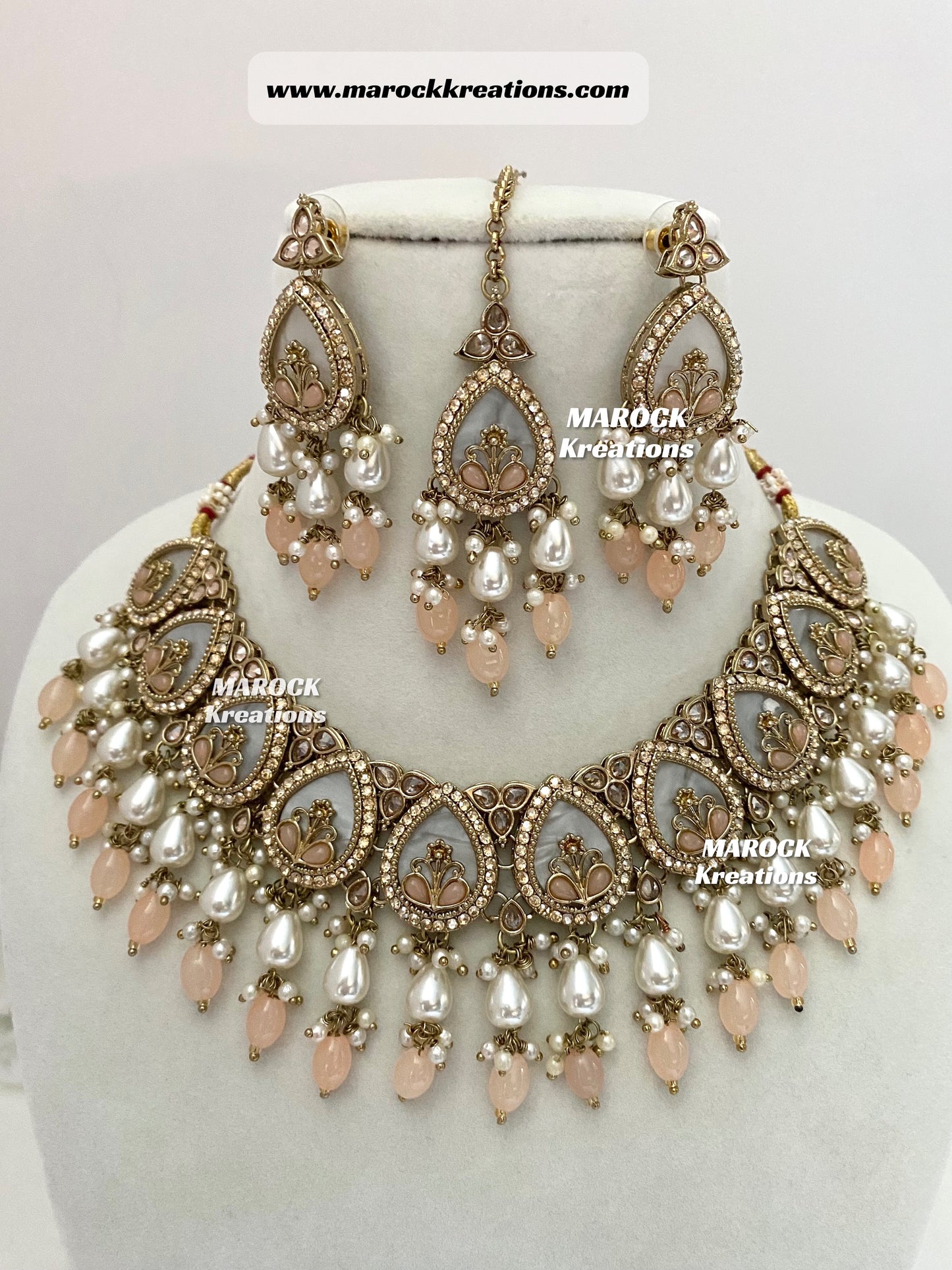 Antique Gold Polki Statement MOP Necklace set