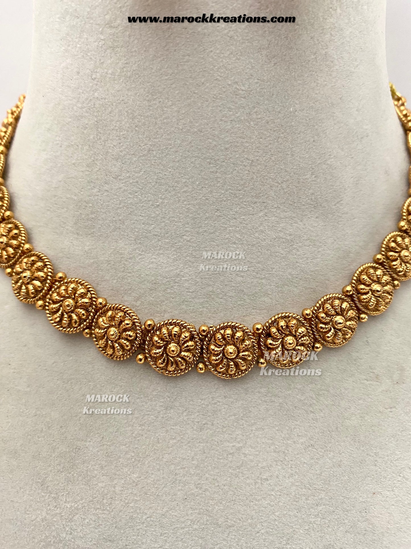Anya Gold plated Necklace set