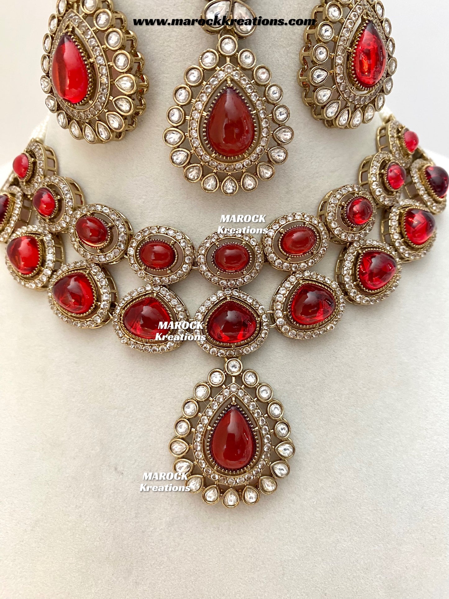 Zafina Premium Quality Moissanite Kundan Statement Choker/Necklace set