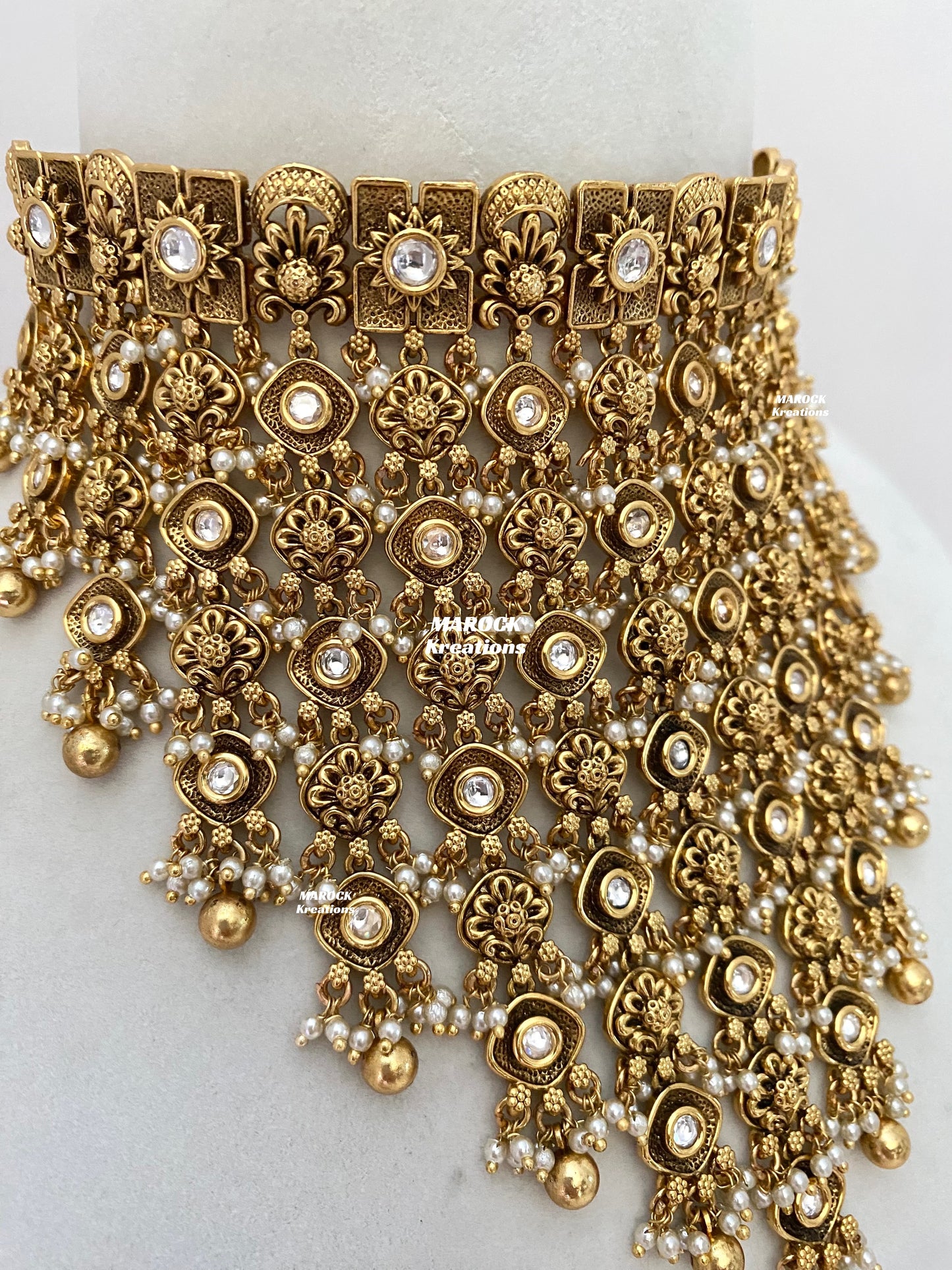 Areesha Premium Quality Gold plated Kundan Necklace set
