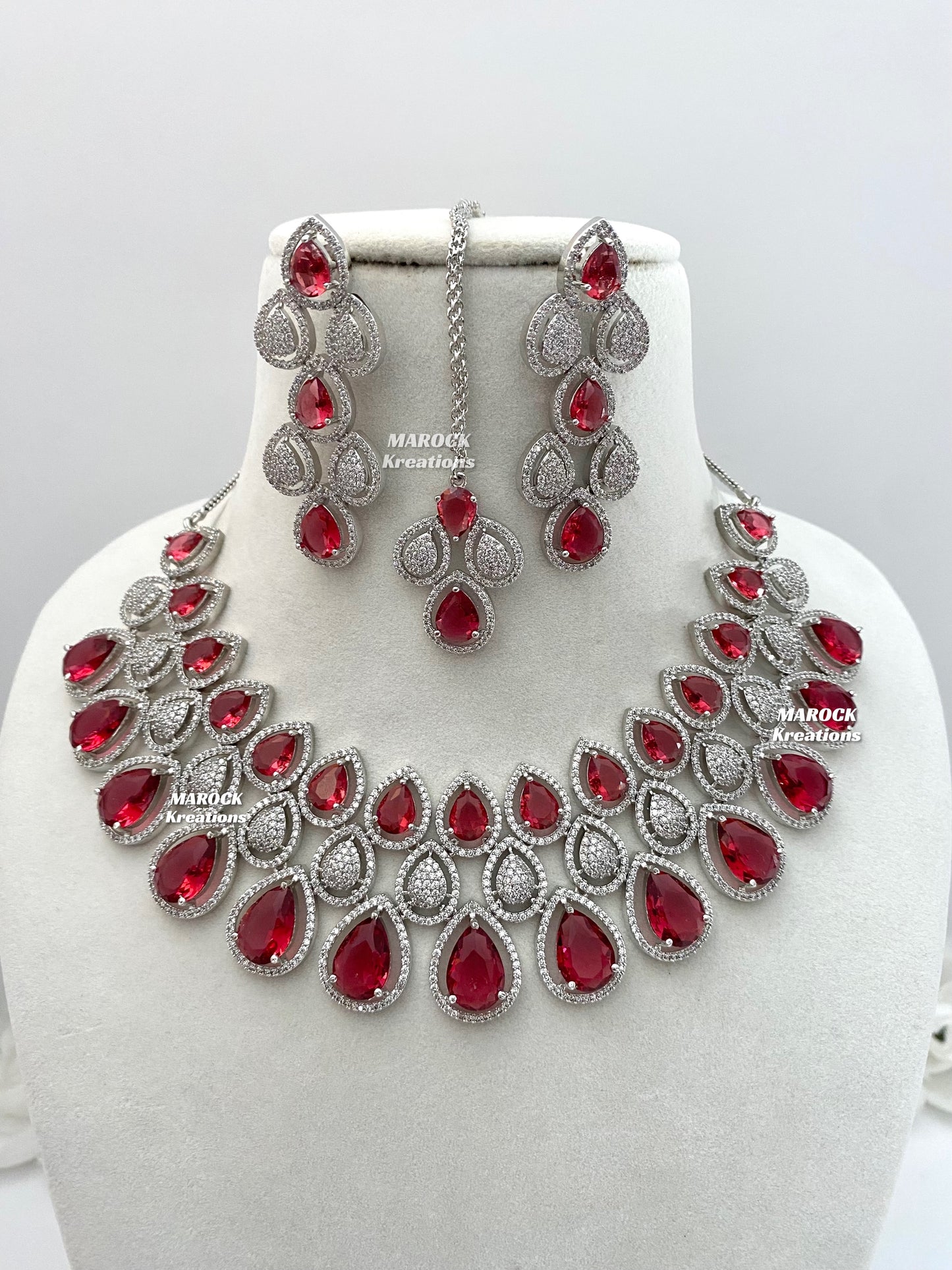 Laura Silver American Diamond Necklace set