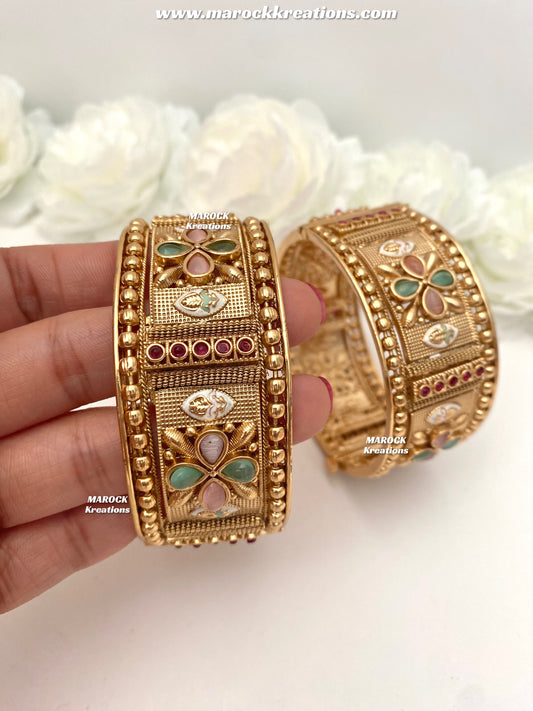 Ankita Premium Quality Gold plated openable Rajwadi kade/Bangles/Kangan