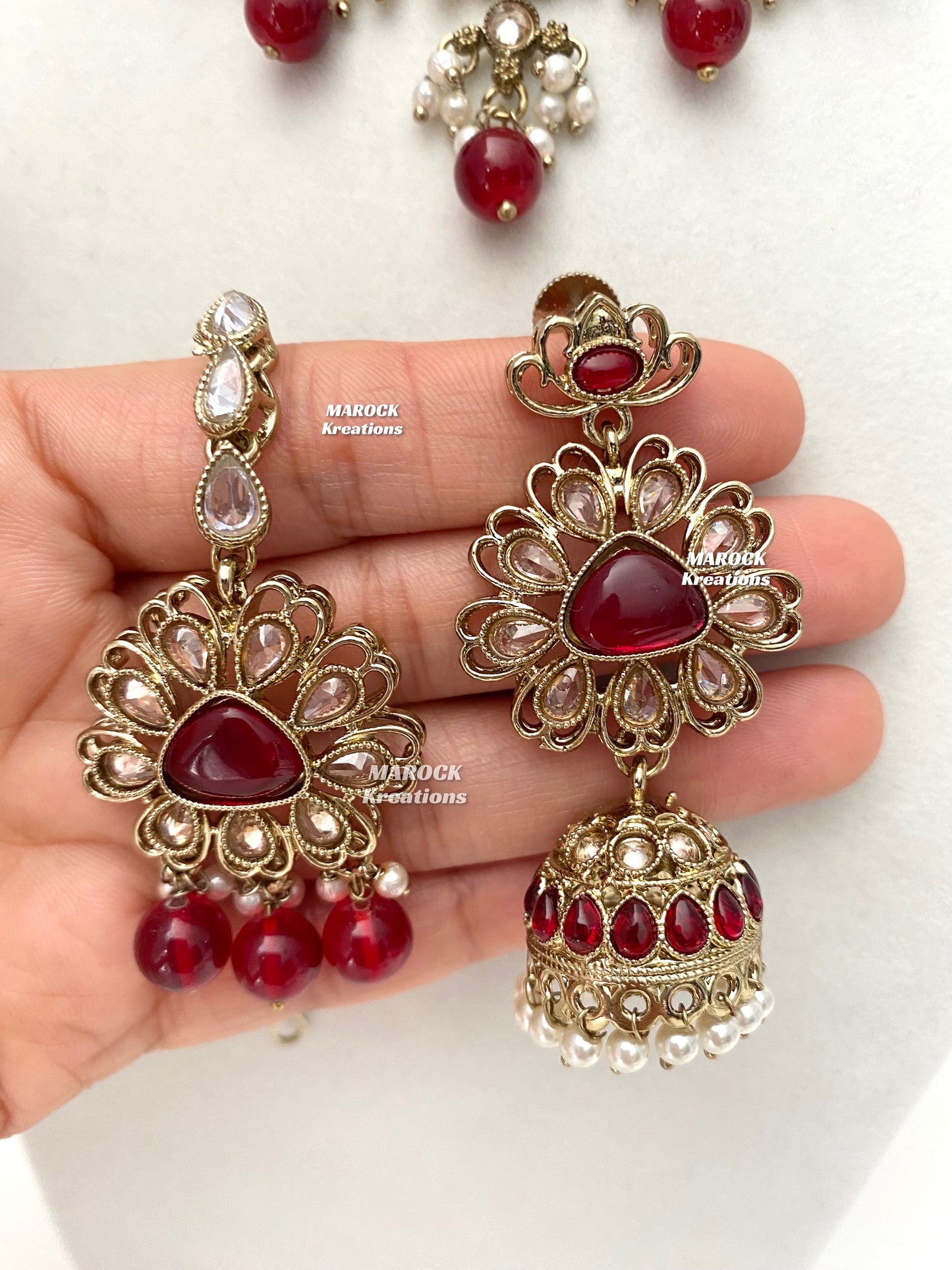 Amaira Antique Gold Polki choker set