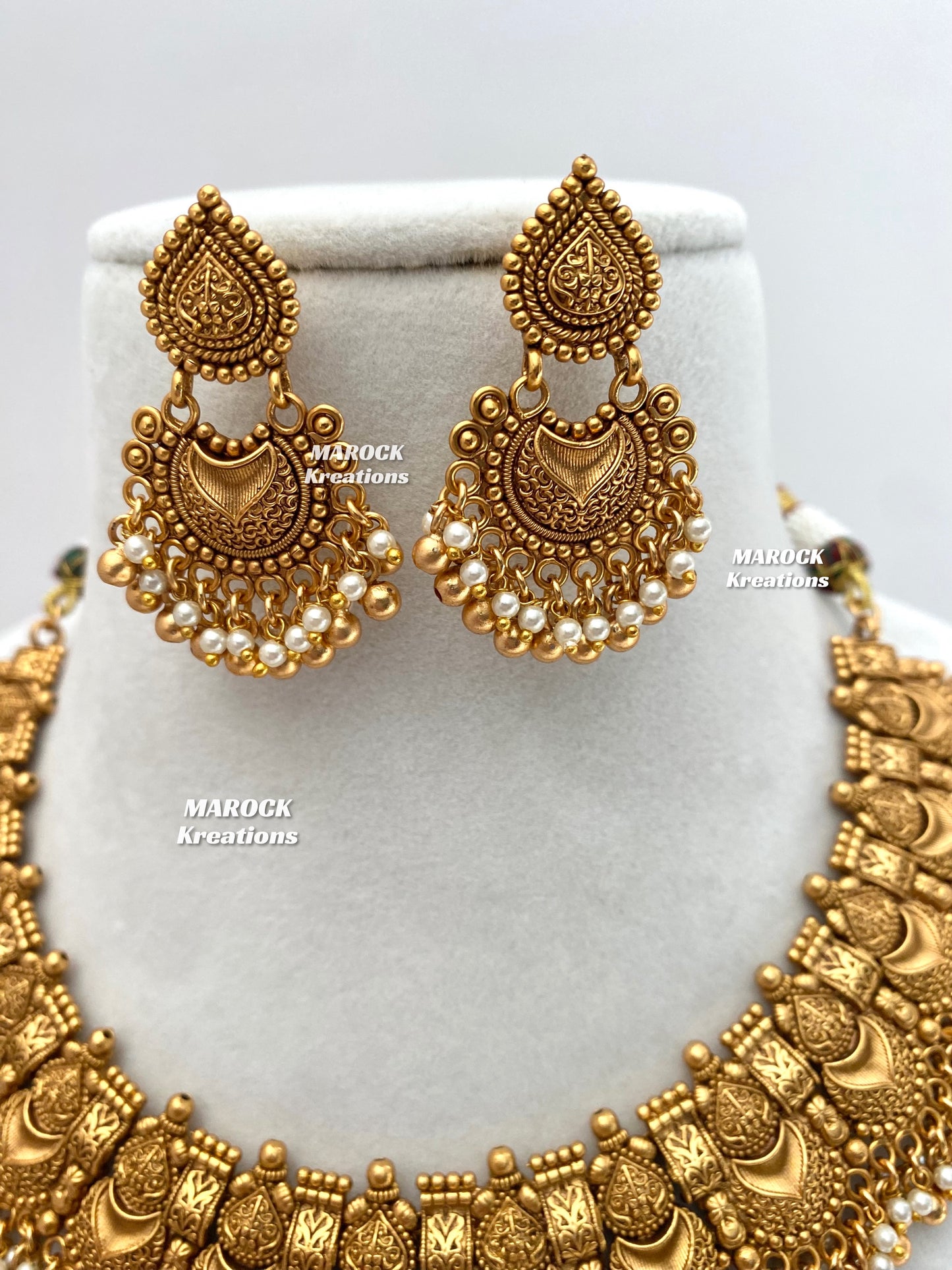 Muskan Premium Quality Gold plated exclusive Necklace set