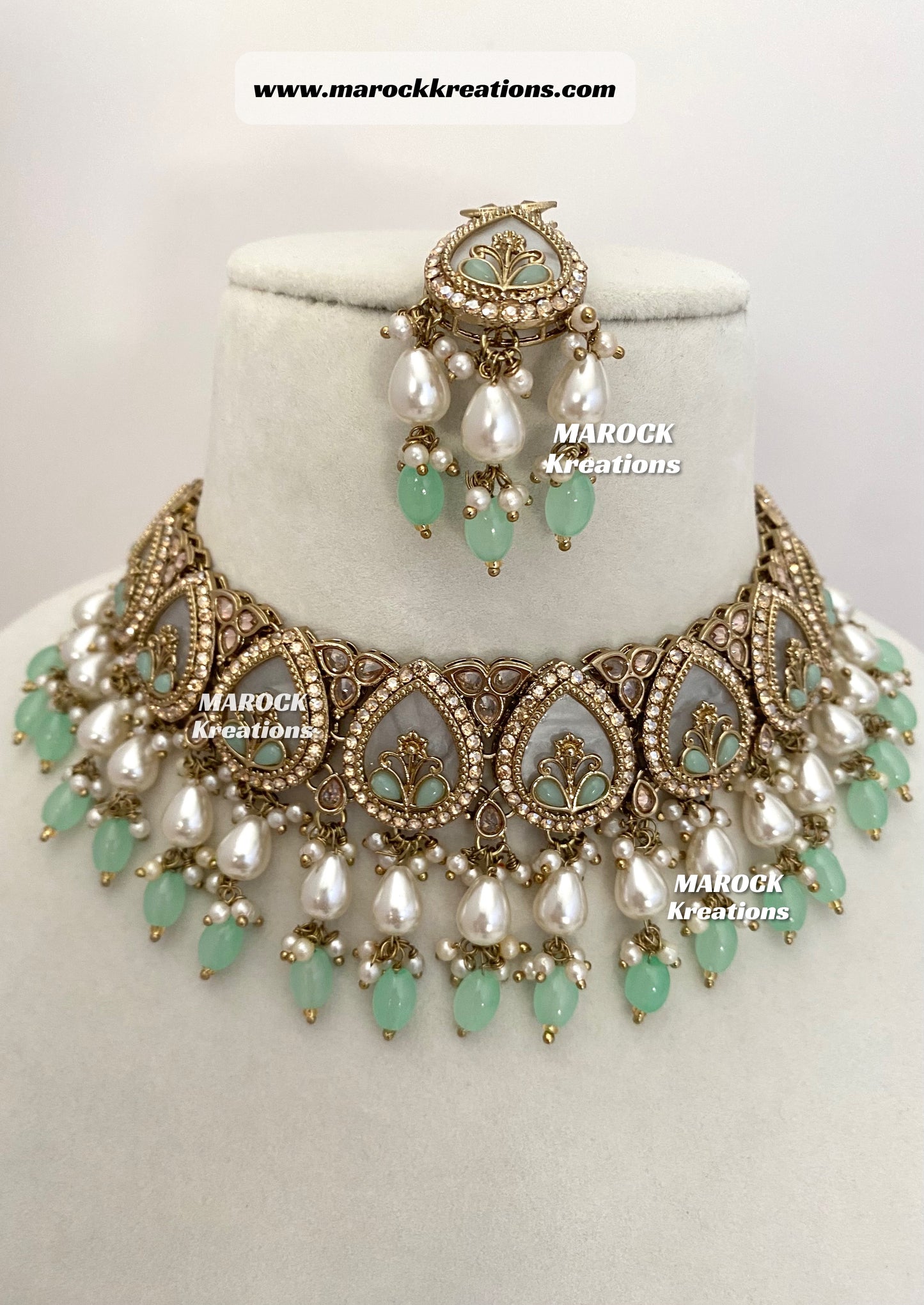 Antique Gold Polki Statement MOP Necklace set