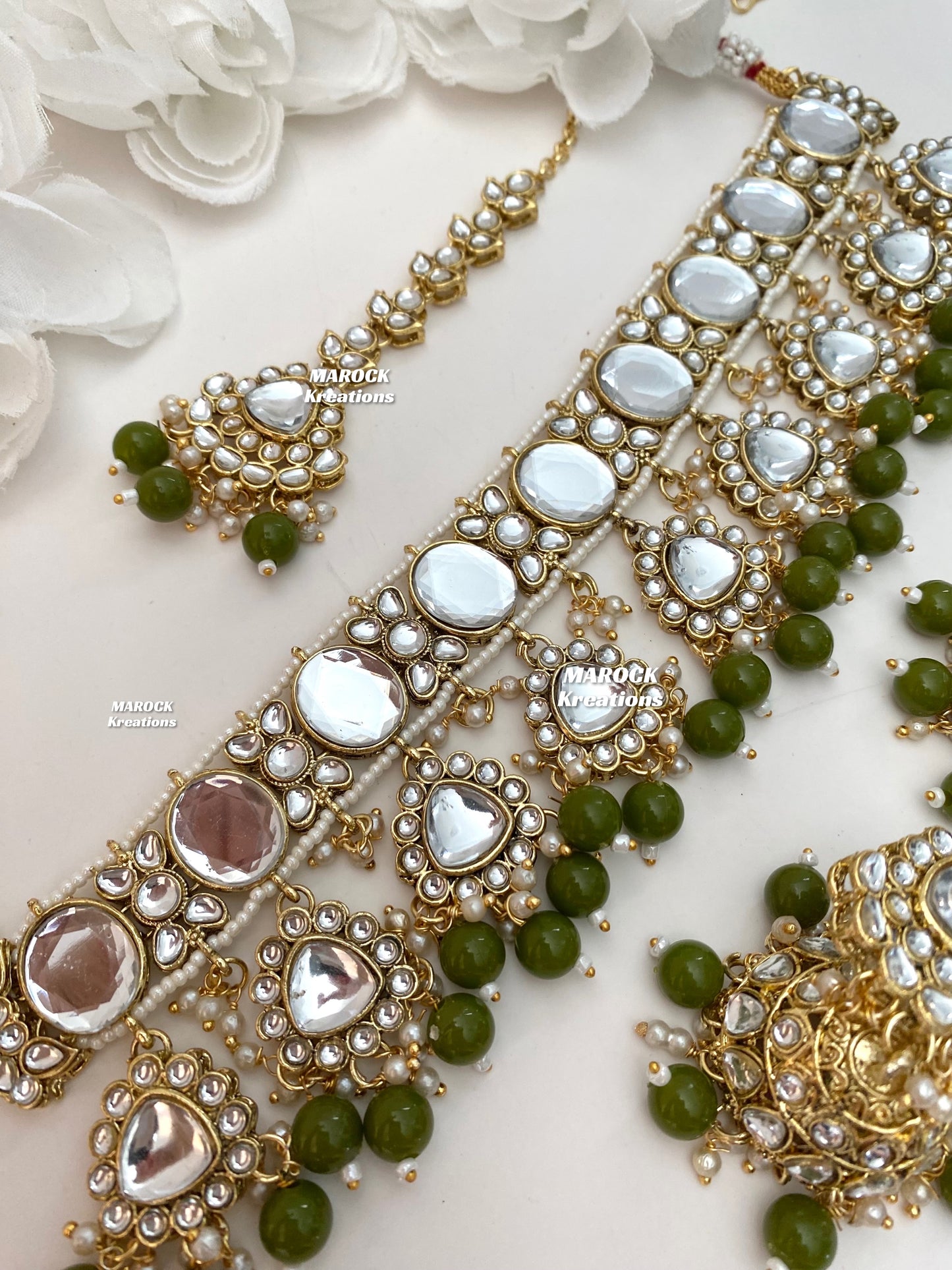 Trisha Kundan Choker Set