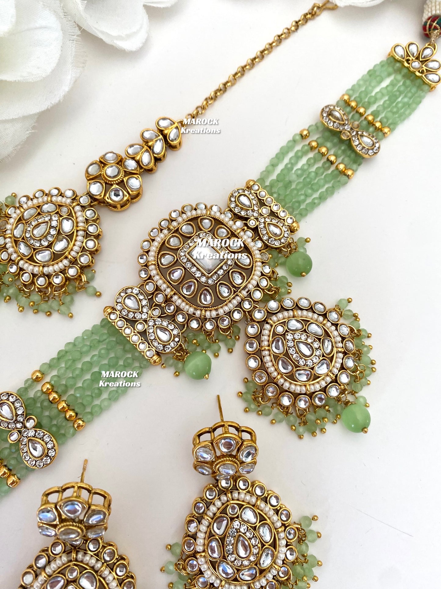 Simona Premium Quality Kundan Choker set