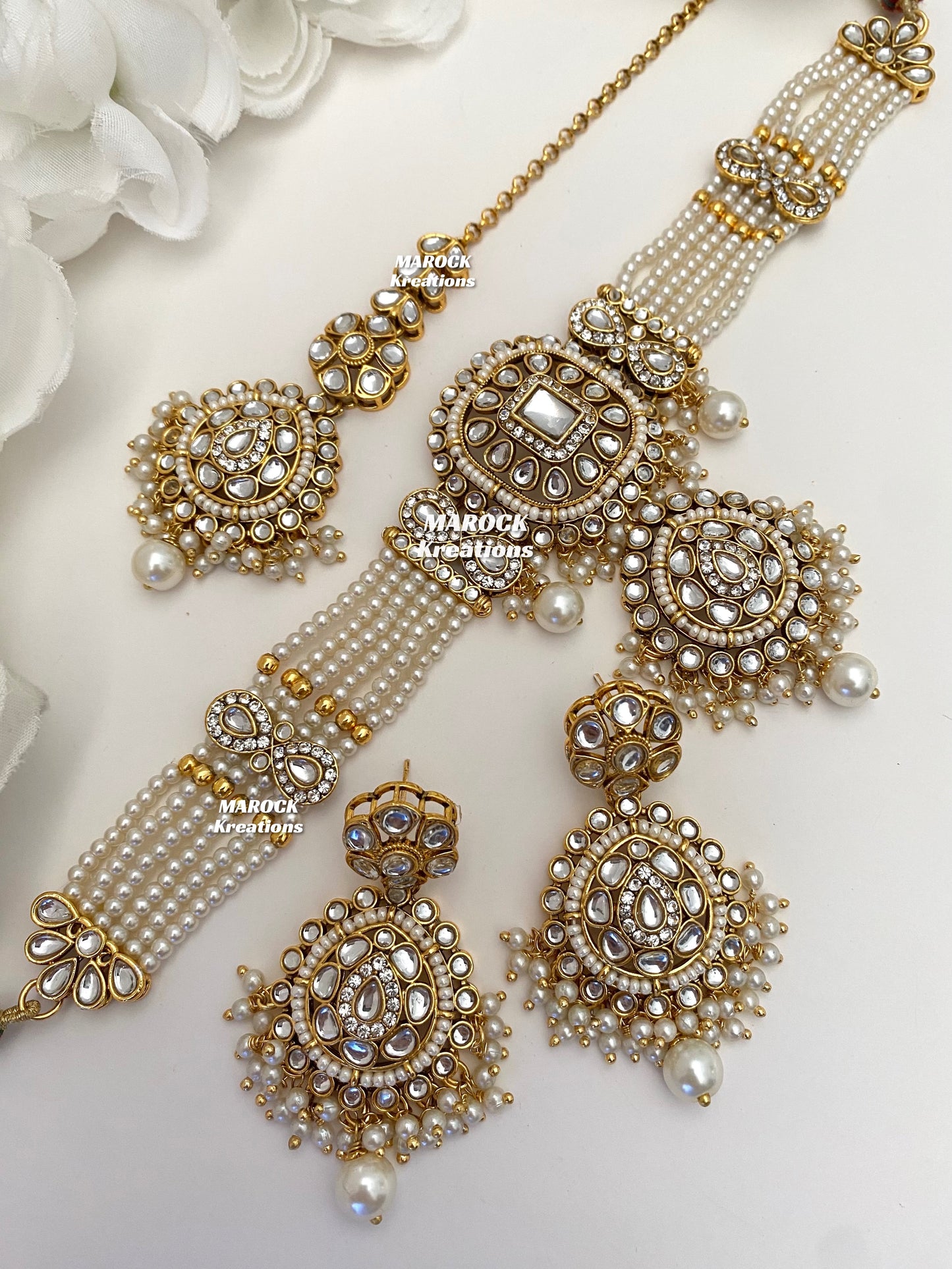 Simona Premium Quality Kundan Choker set
