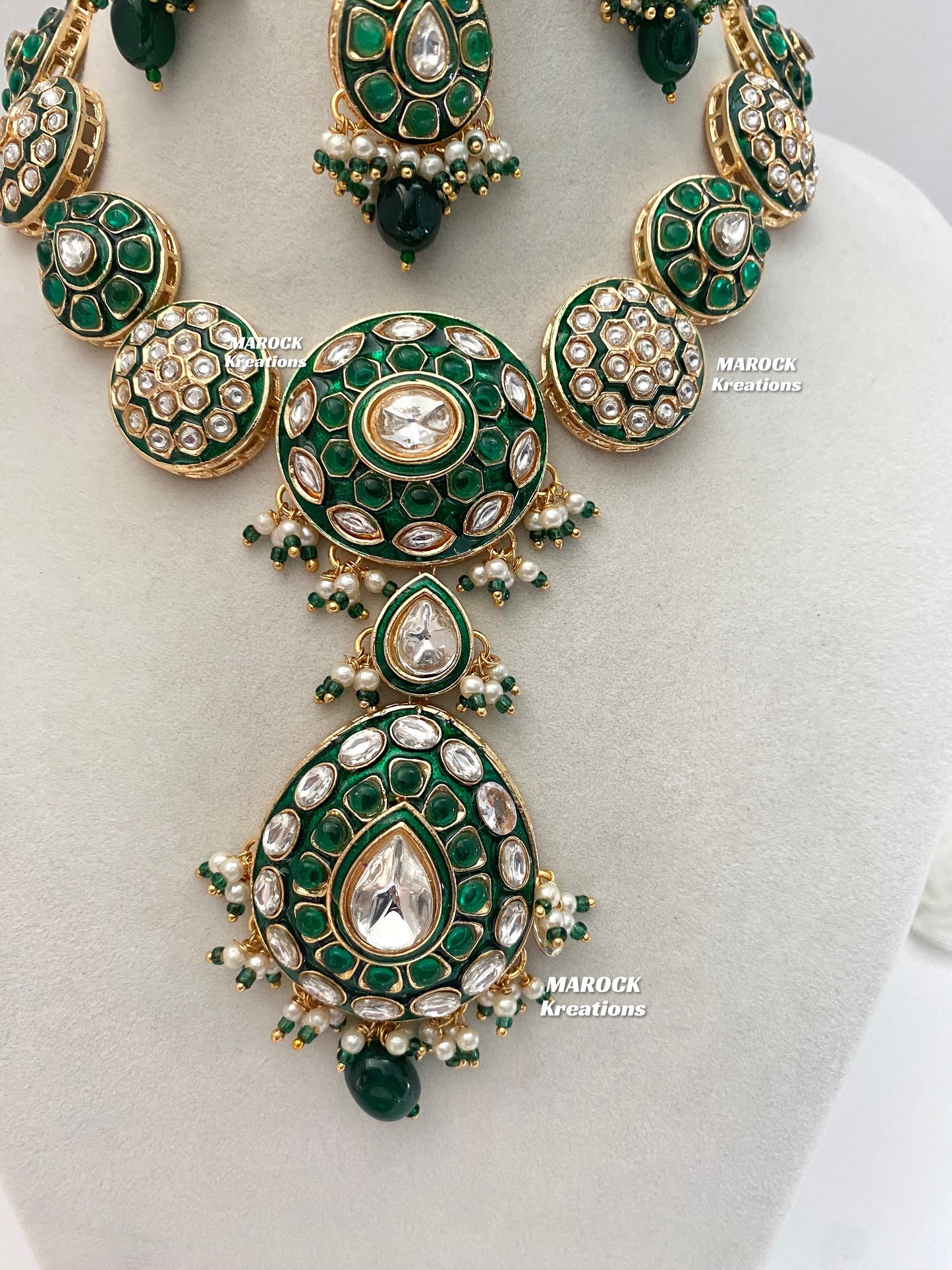 Tania Premium Quality uncut Kundan Statement Necklace set