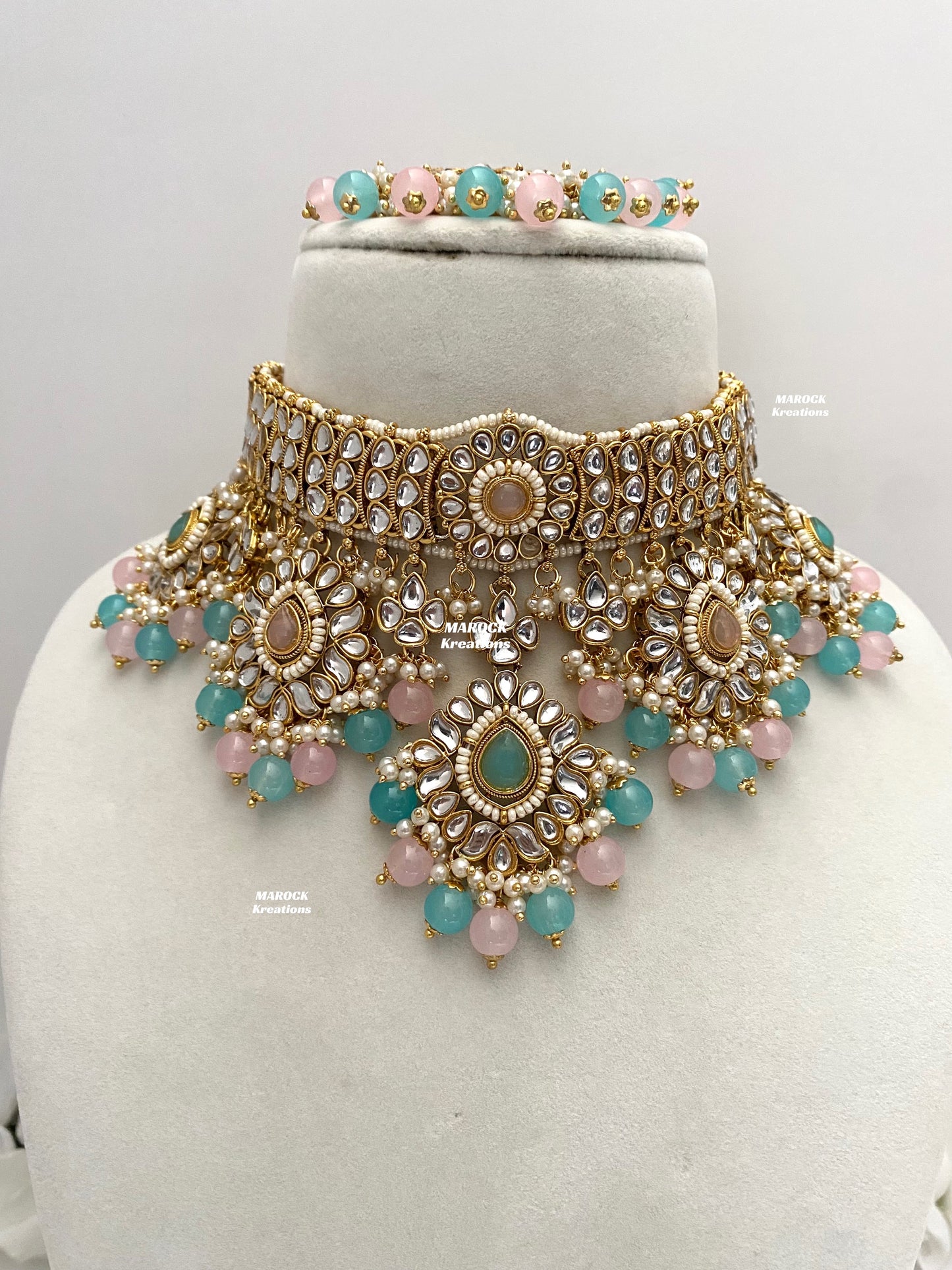 Bhavika Premium Quality Kundan choker/Necklace set