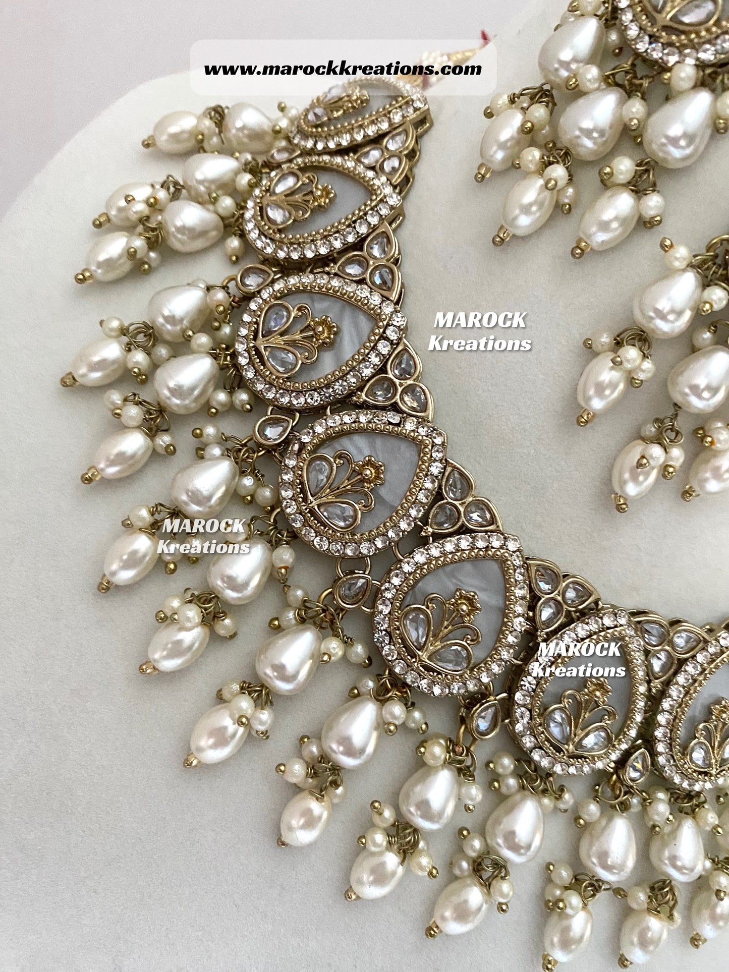 Antique Gold Polki Statement MOP Necklace set