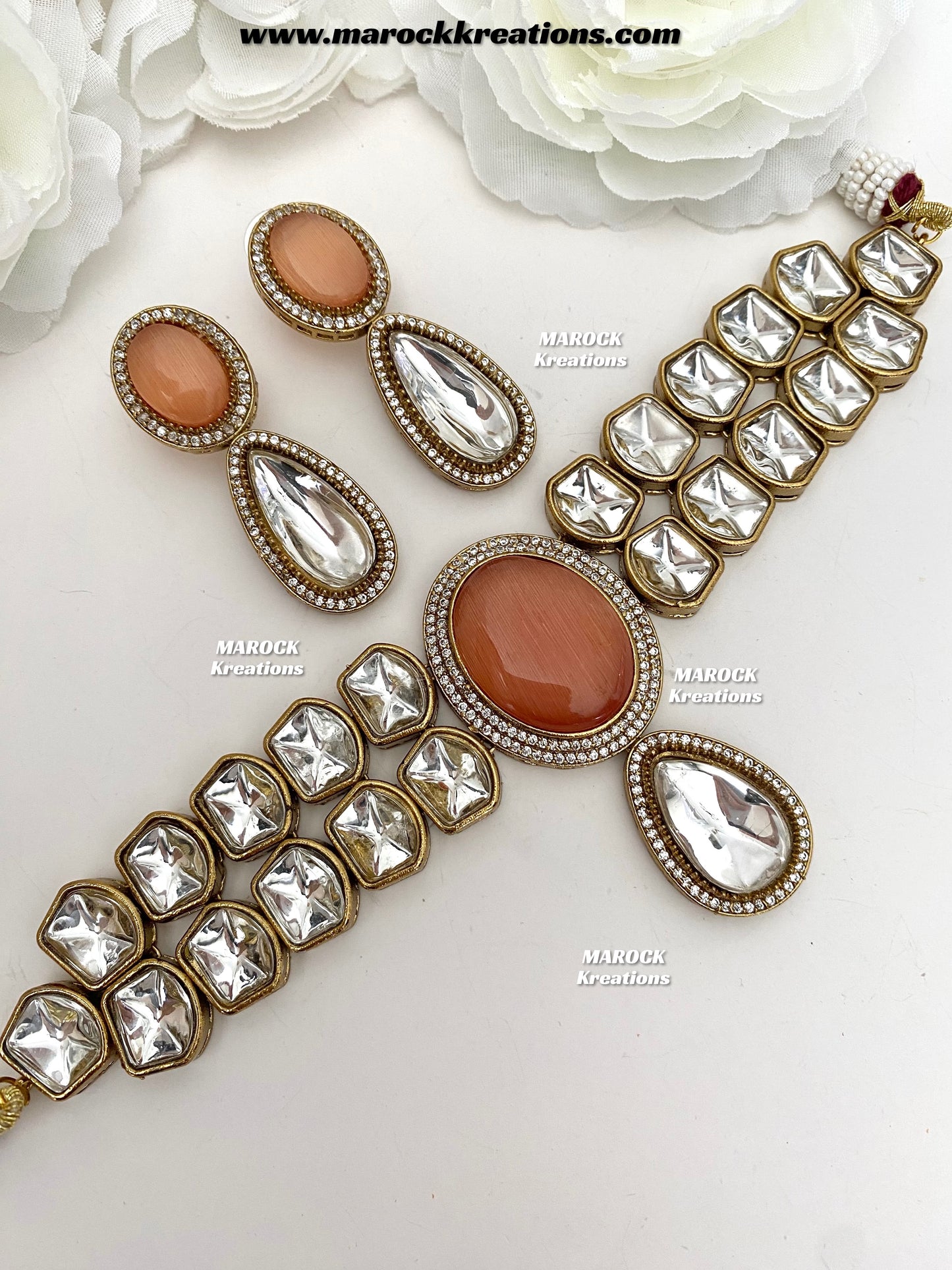 Luxna Premium Quality Kundan Statement Choker set