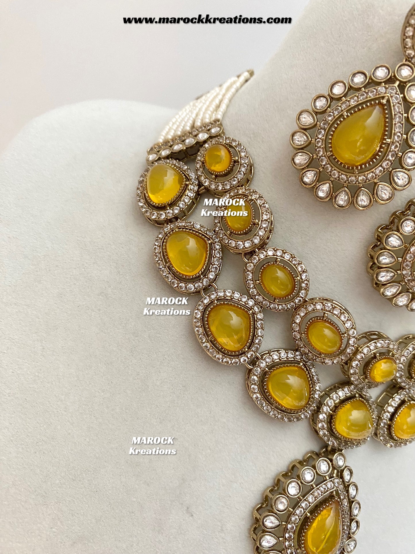 Zafina Premium Quality Moissanite Kundan Statement Choker/Necklace set