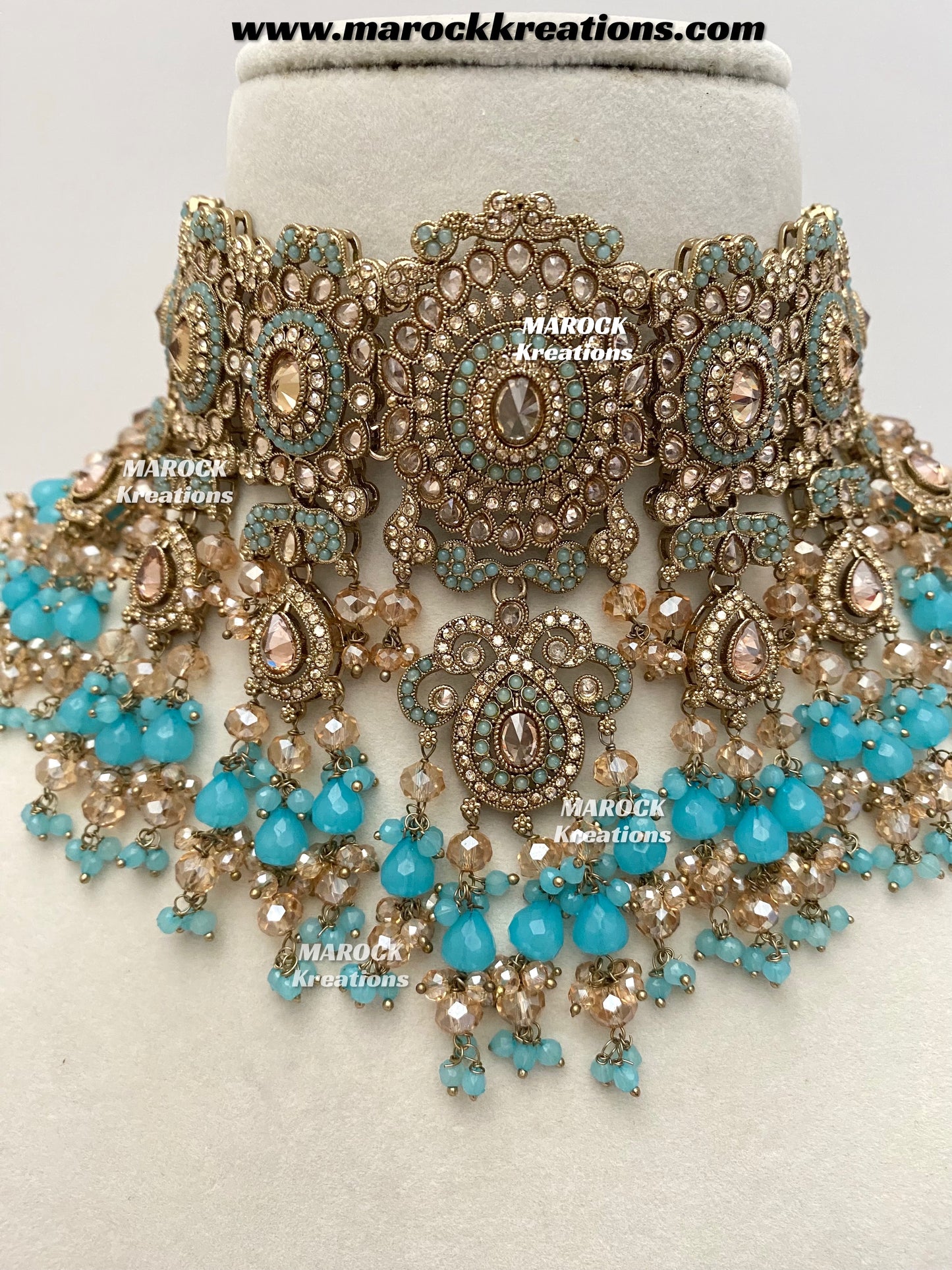 Nazmun Antique Gold Pakistani Polki choker/necklace set with Passa