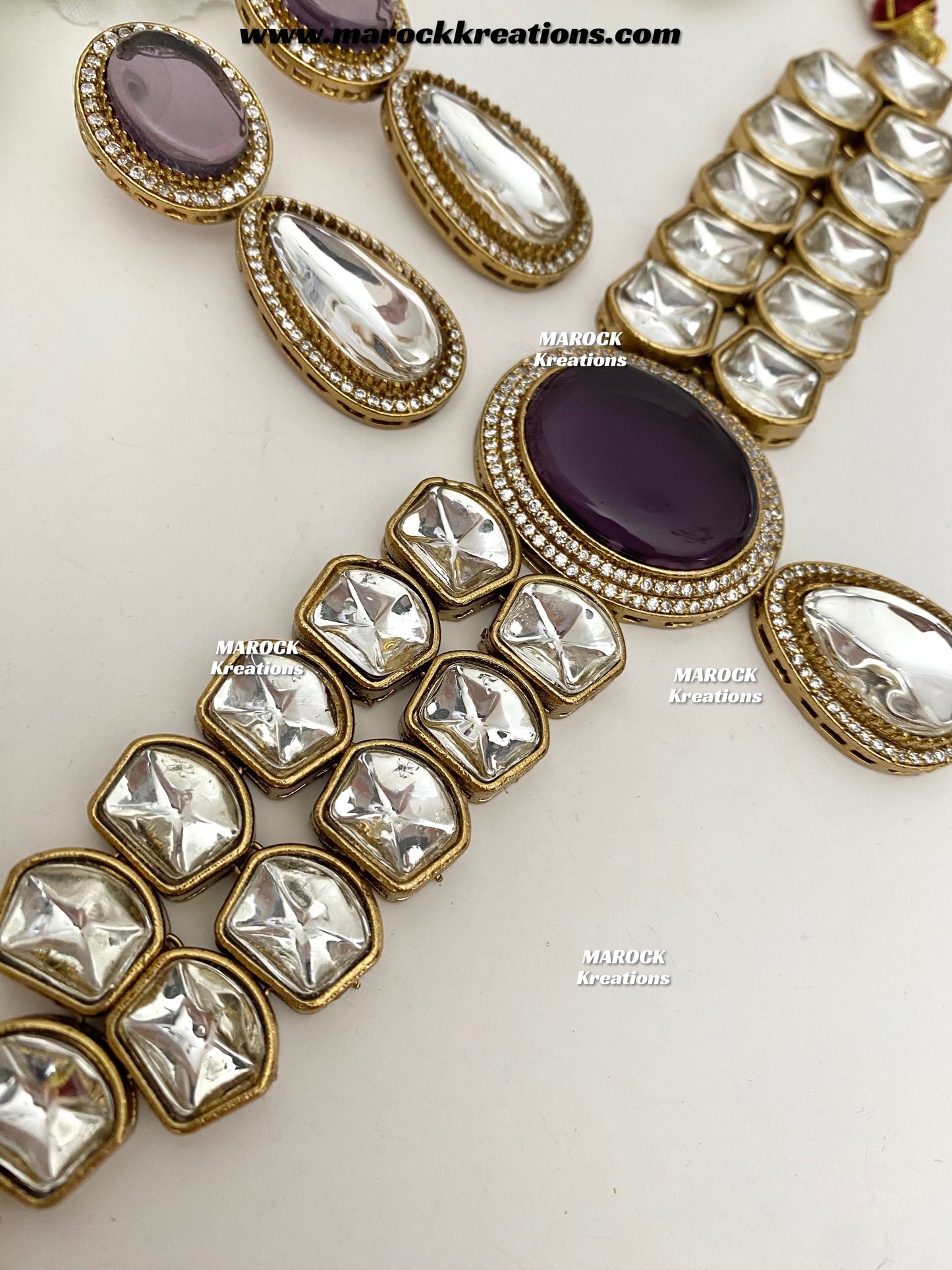 Luxna Premium Quality Kundan Statement Choker set