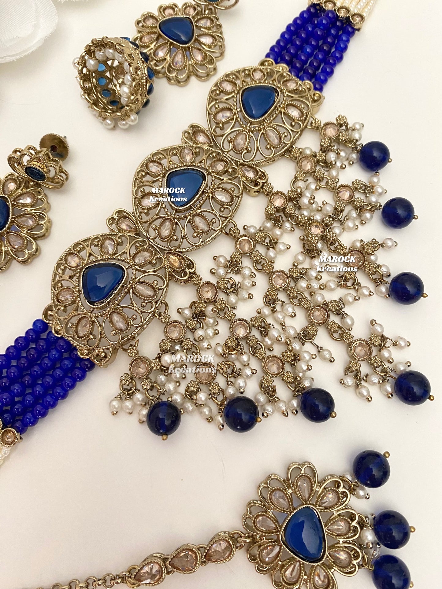 Amaira Antique Gold Polki choker set