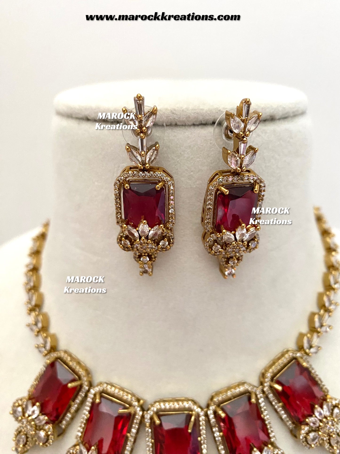 Vikita Antique Gold American diamond Statement Necklace set