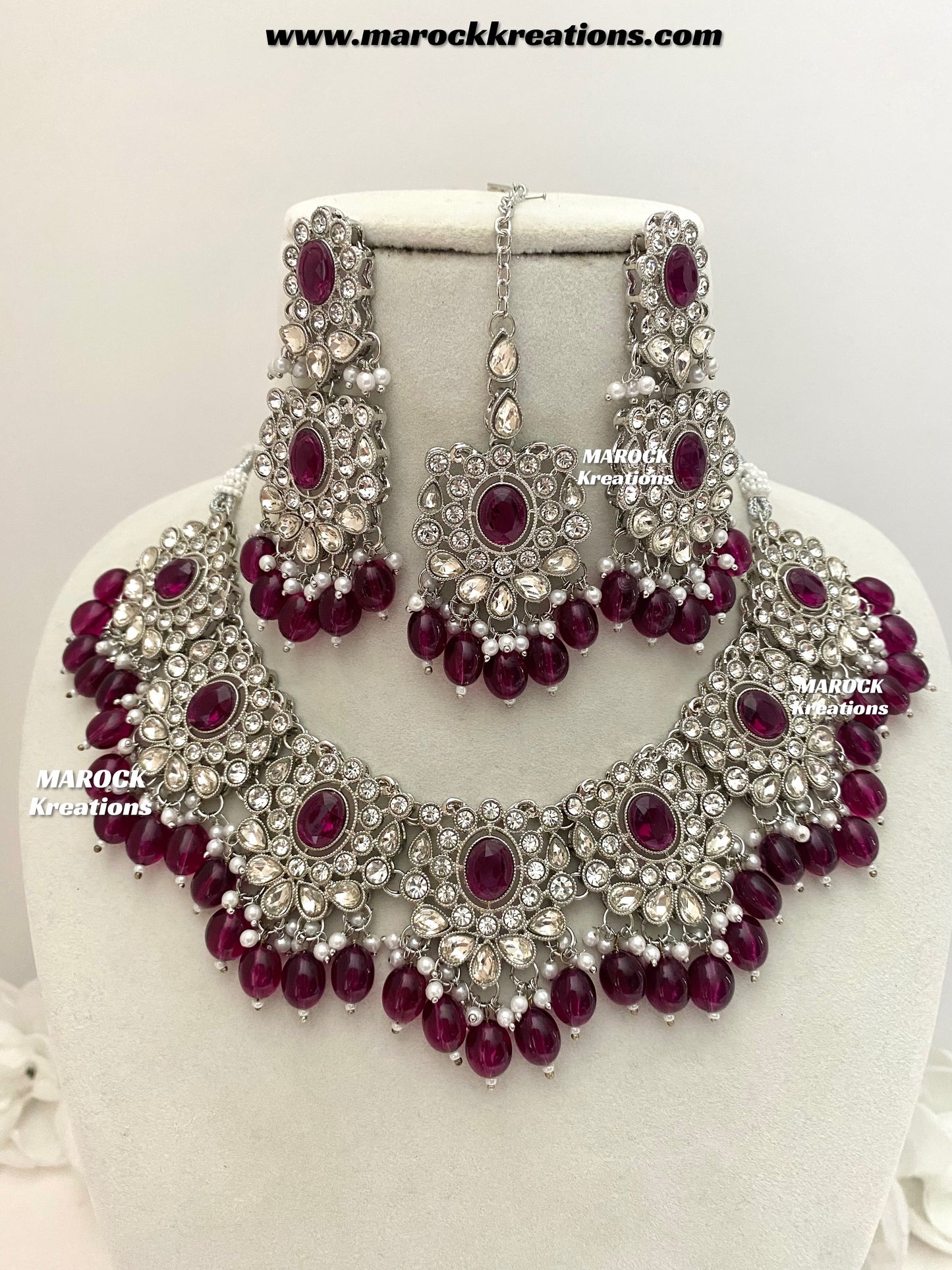 Naina Silver Necklace set