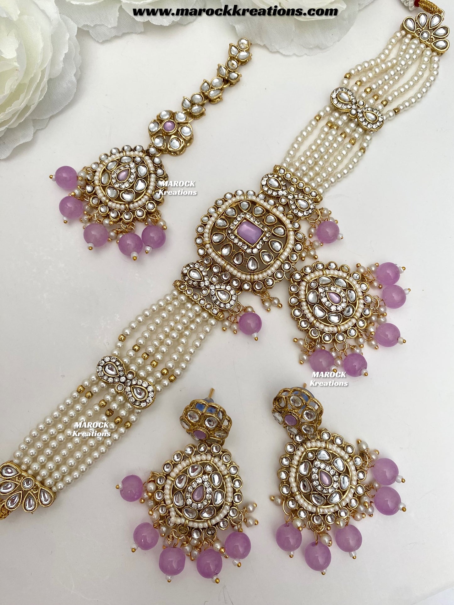 Moony Kundan Choker set