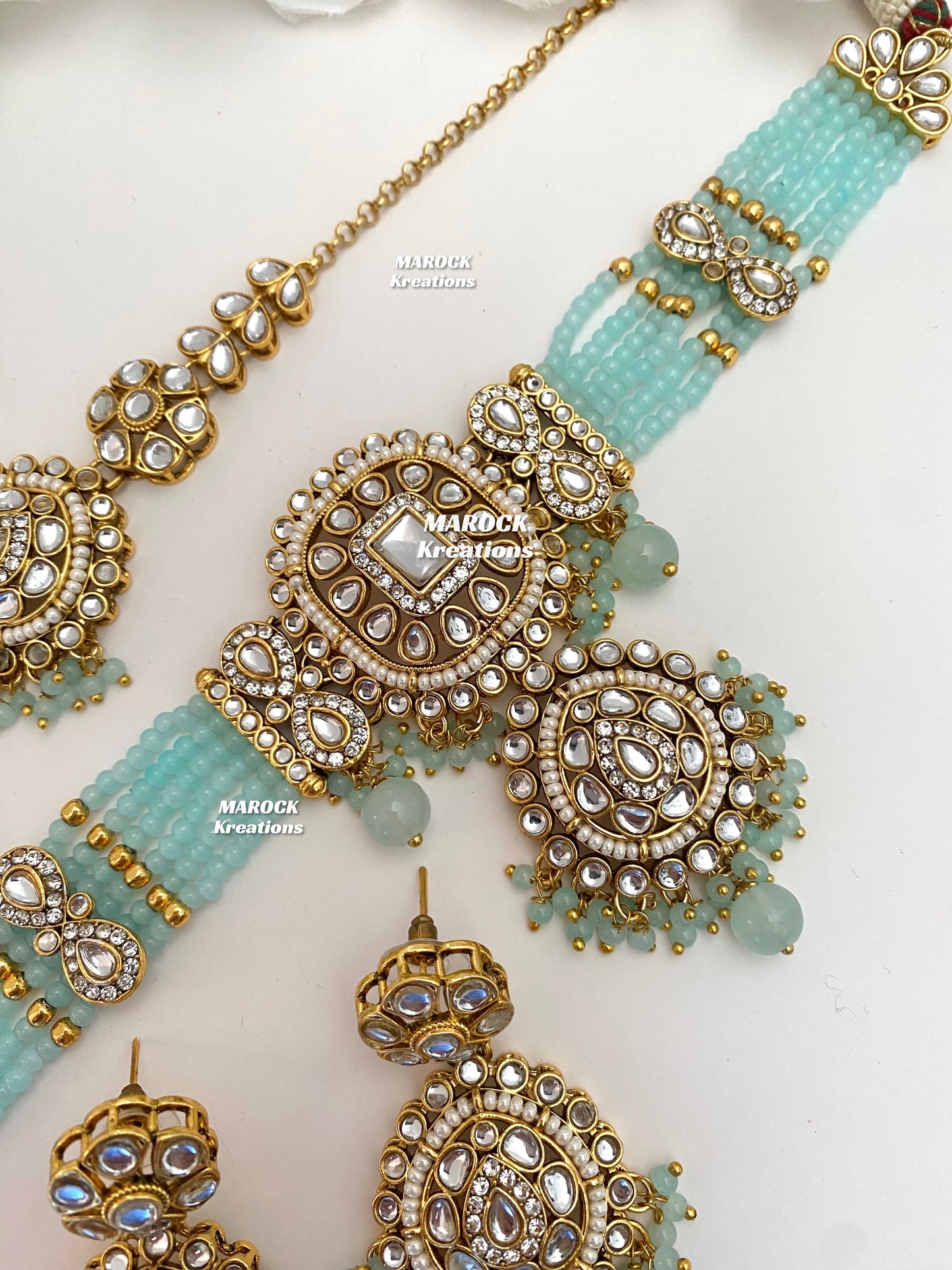 Simona Premium Quality Kundan Choker set