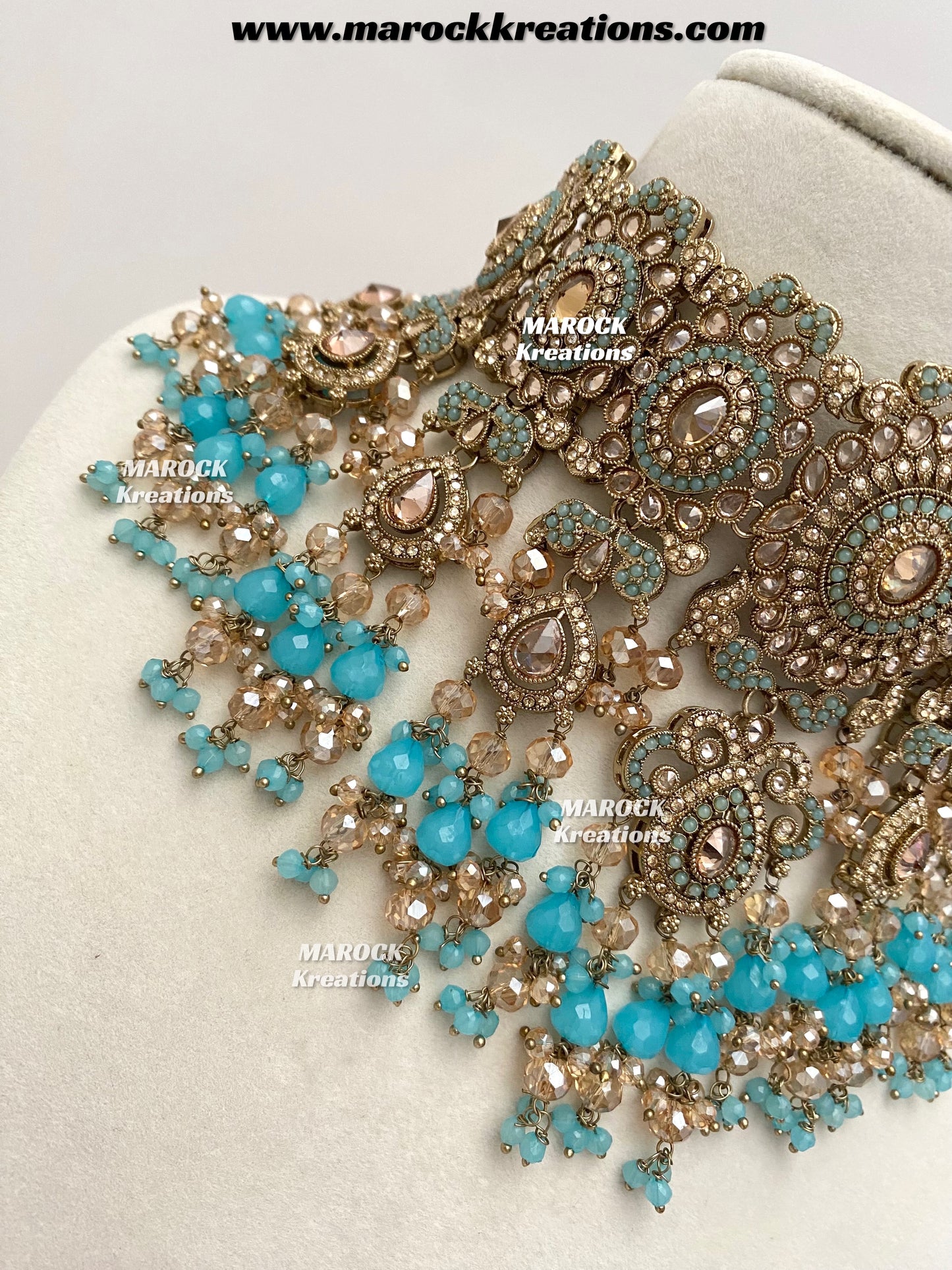 Nazmun Antique Gold Pakistani Polki choker/necklace set with Passa