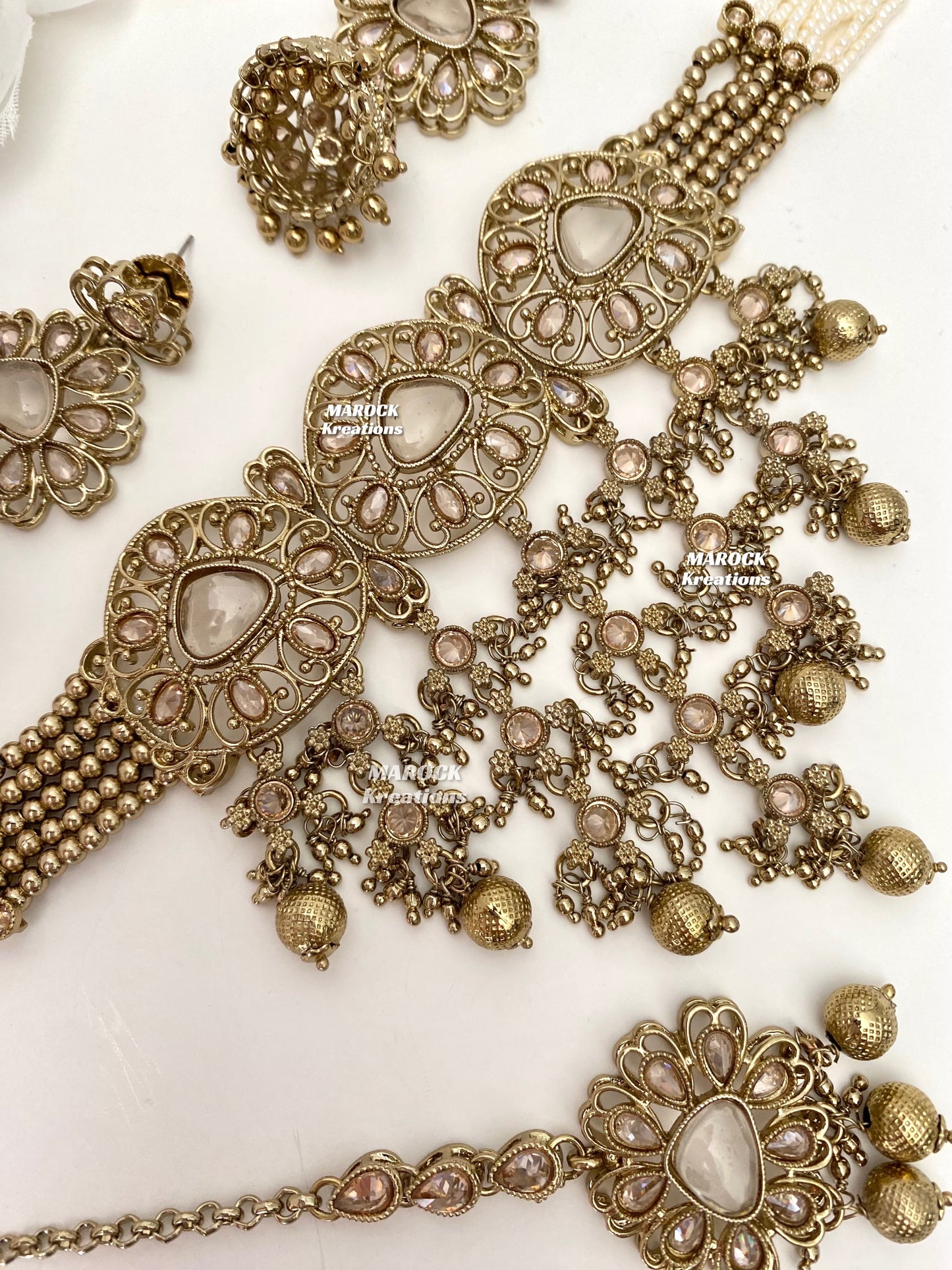 Amaira Antique Gold Polki choker set