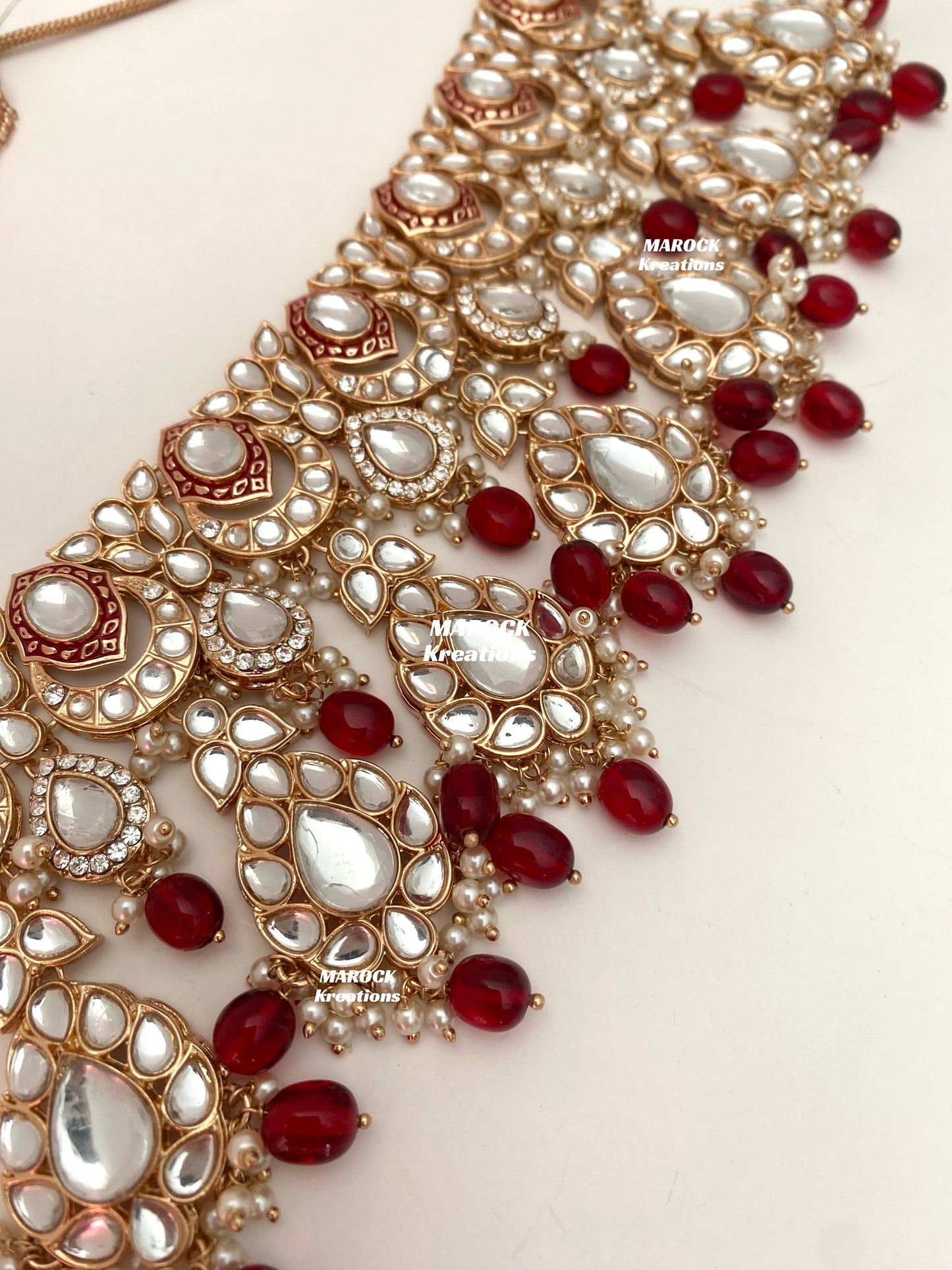 Kaniz Premium Quality Rose Gold Kundan Meenakari Choker/Necklace set