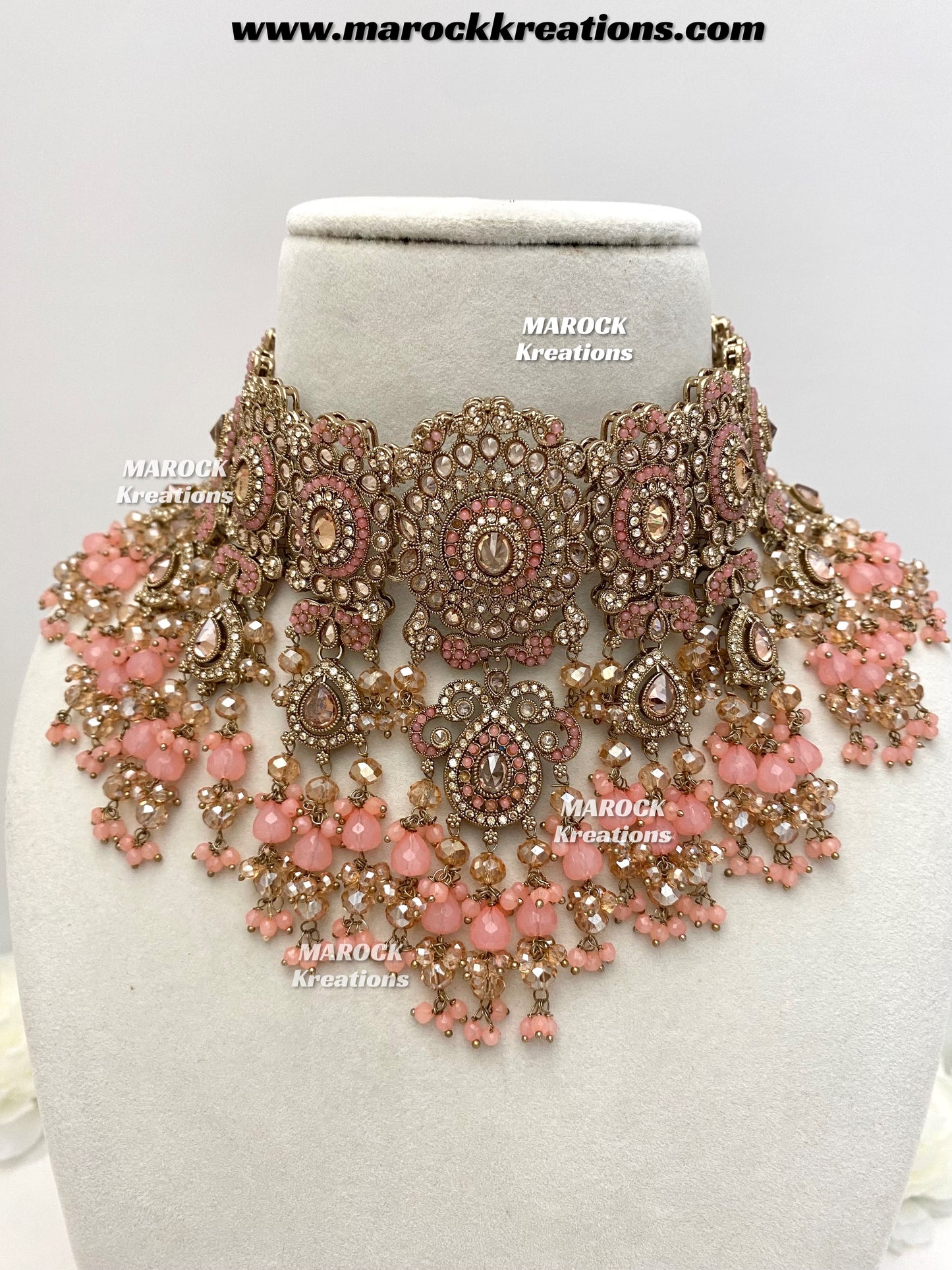 Nazmun Antique Gold Pakistani Polki choker/necklace set with Passa