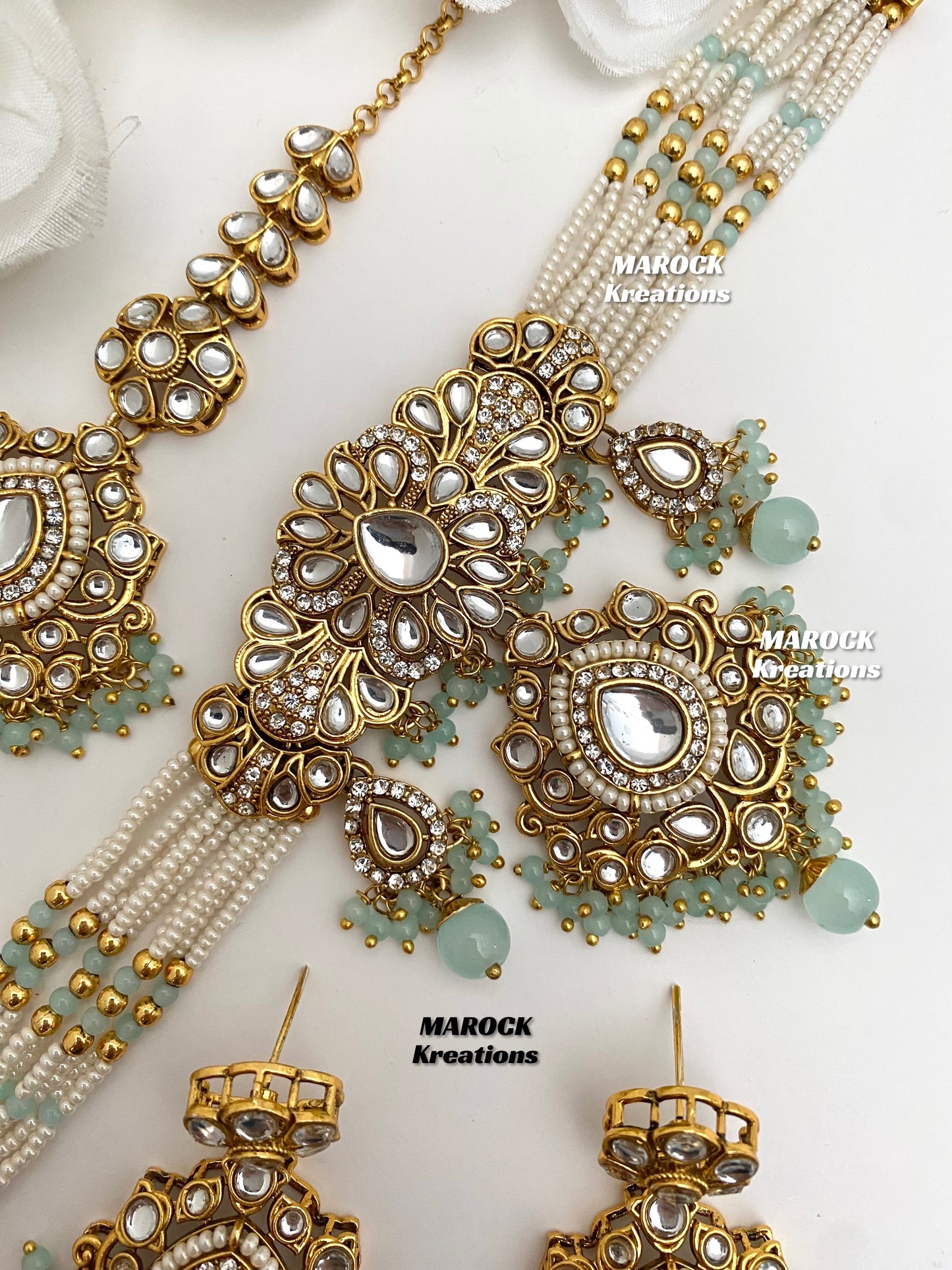 Mahima Premium Quality Kundan Choker set