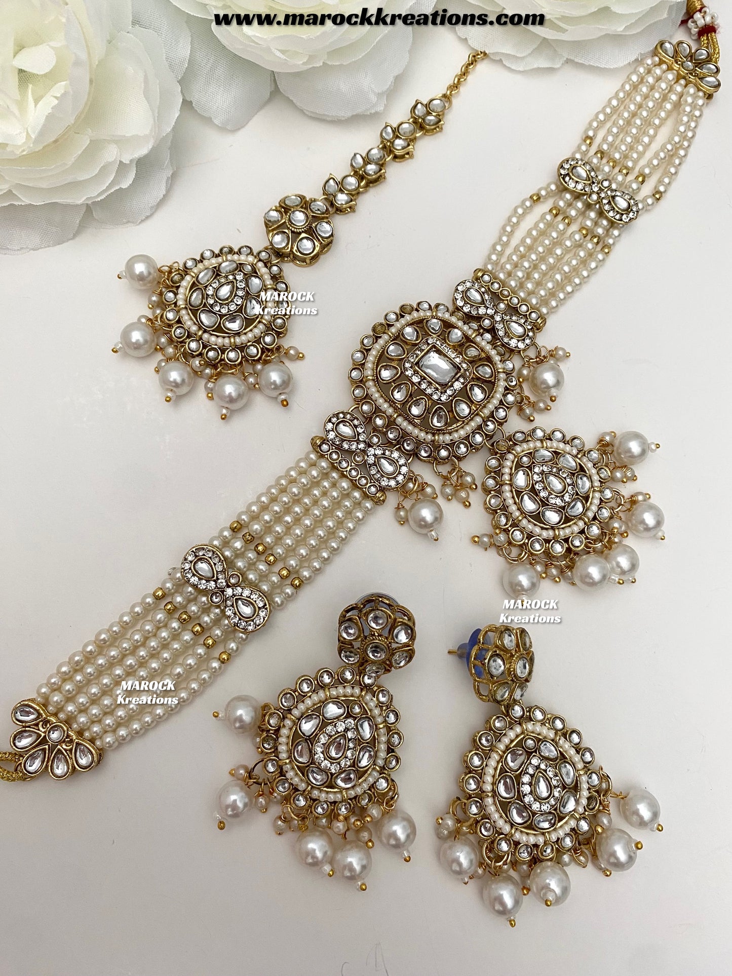 Moony Kundan Choker set
