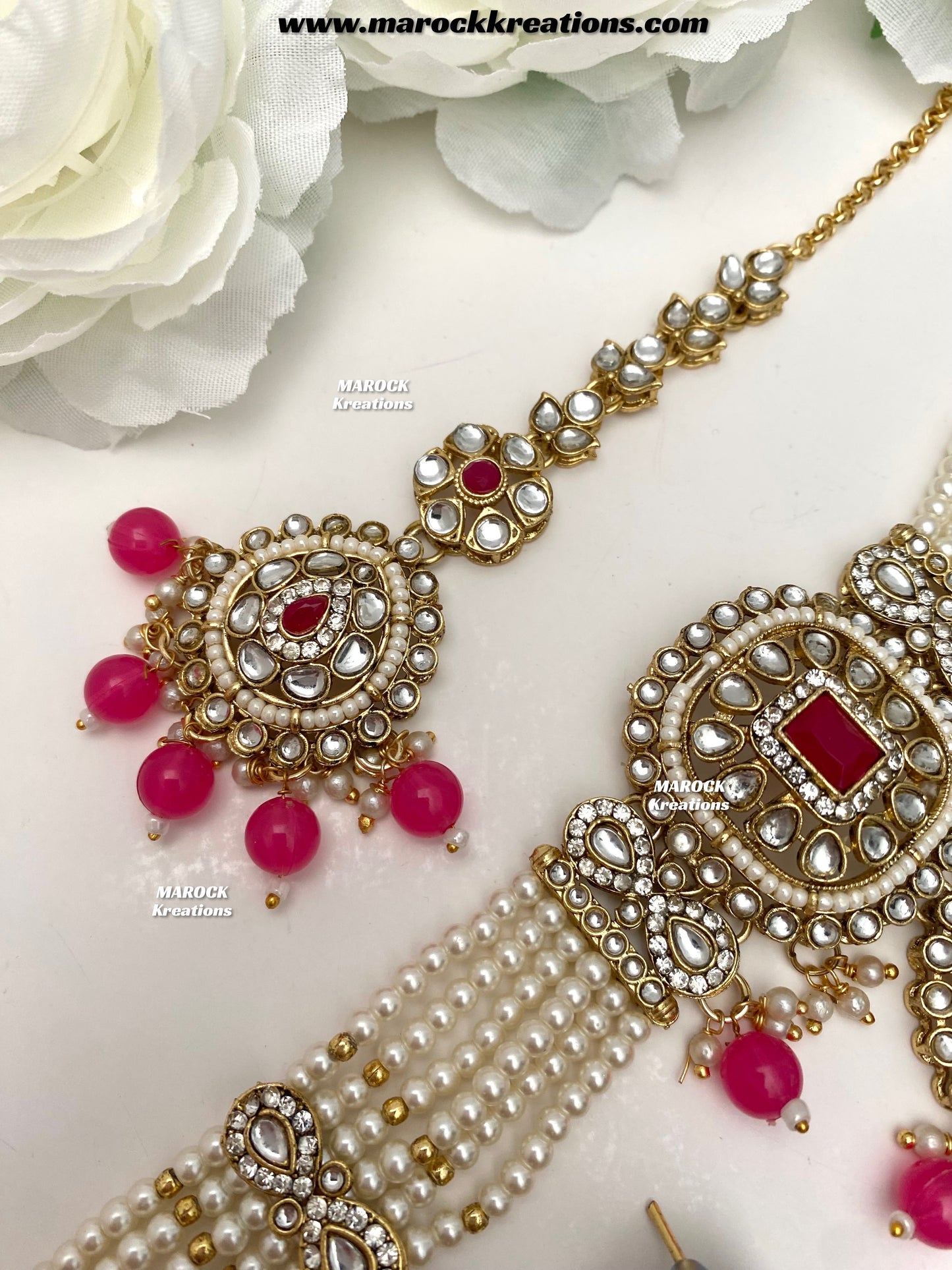 Moony Kundan Choker set