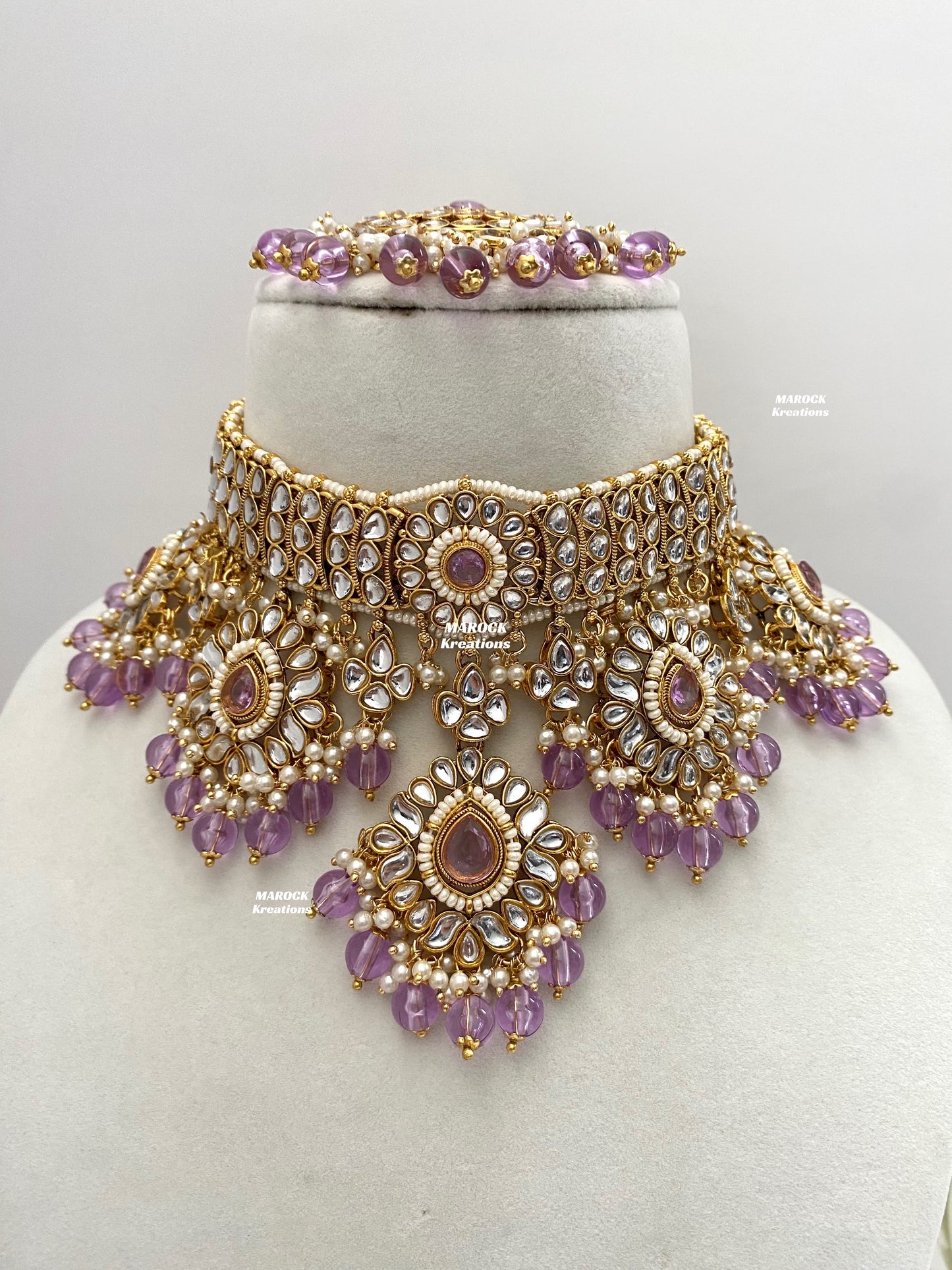 Bhavika Premium Quality Kundan choker/Necklace set