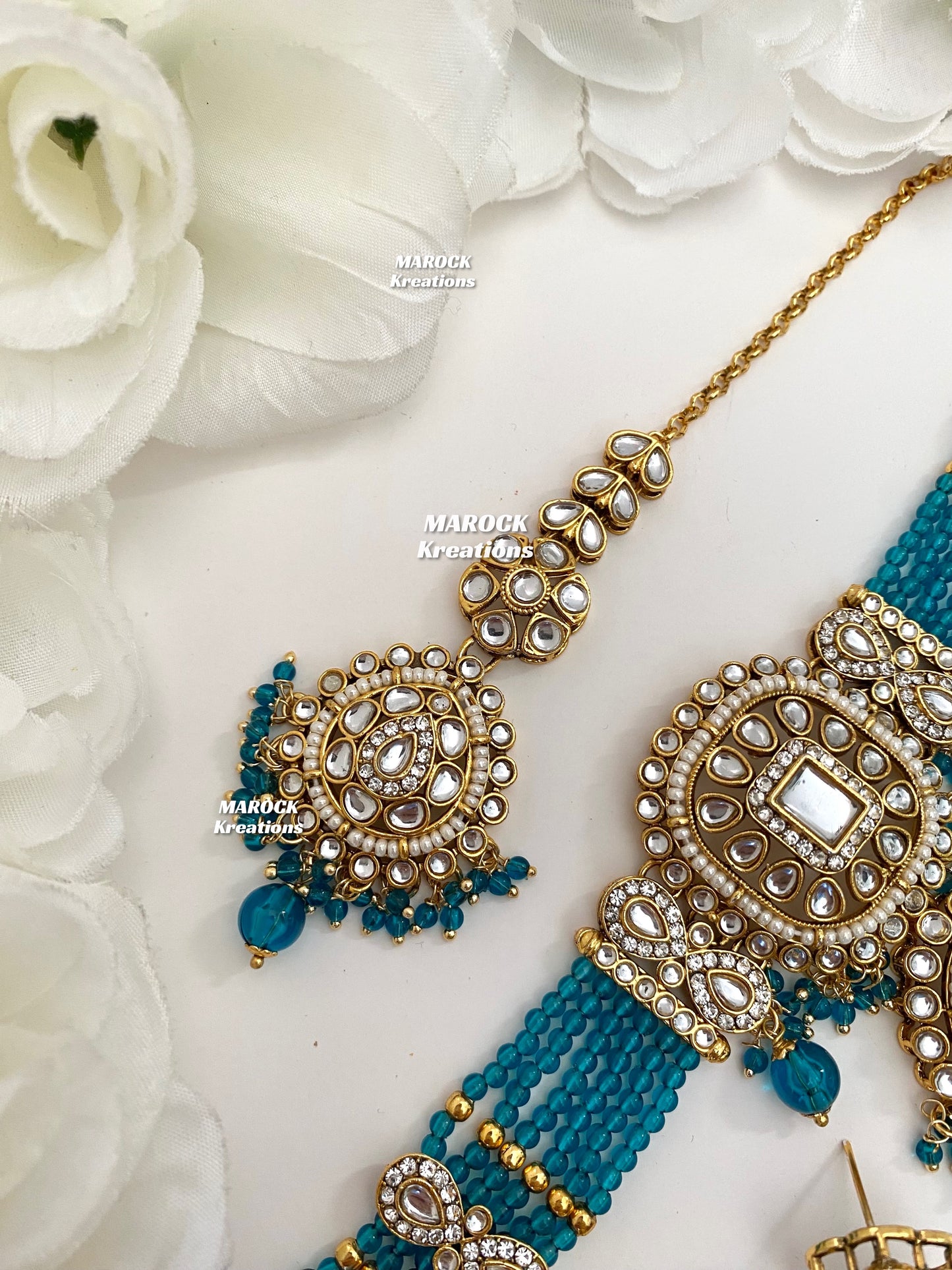 Simona Premium Quality Kundan Choker set