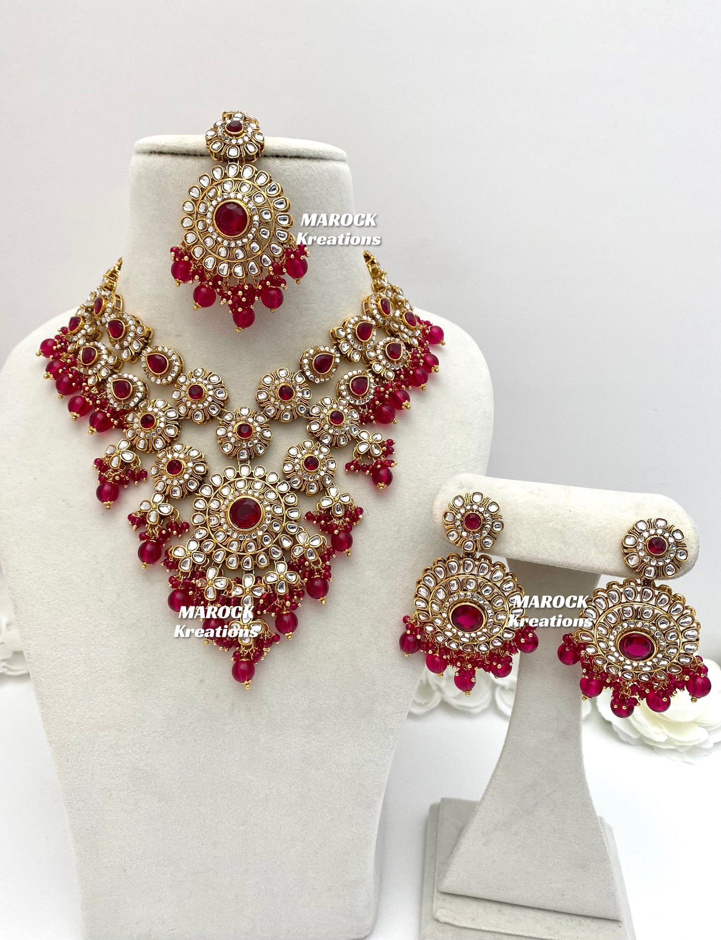 Tashifa Premium Quality Statement Kundan Necklace set