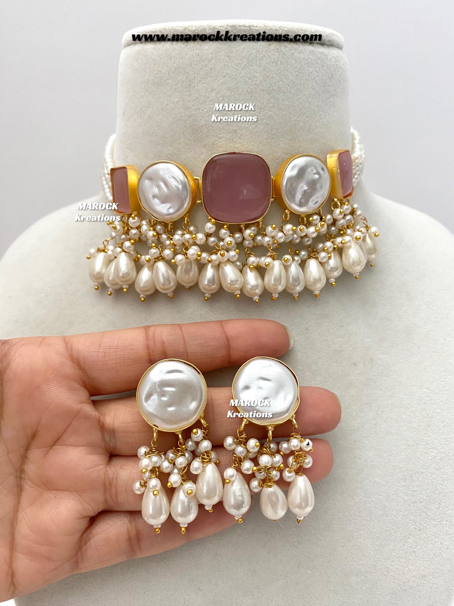 Adviti Mother of pearls Statement choker set