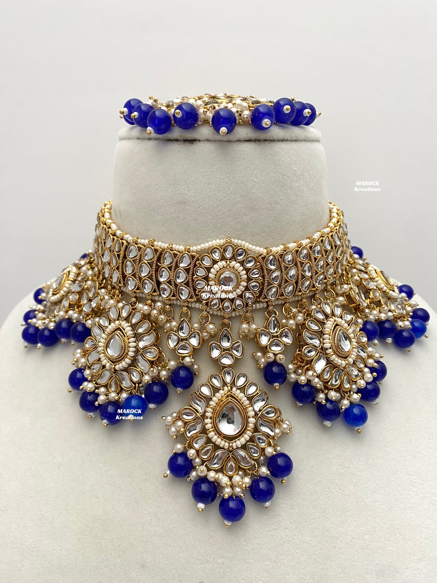 Bhavika Premium Quality Kundan choker/Necklace set
