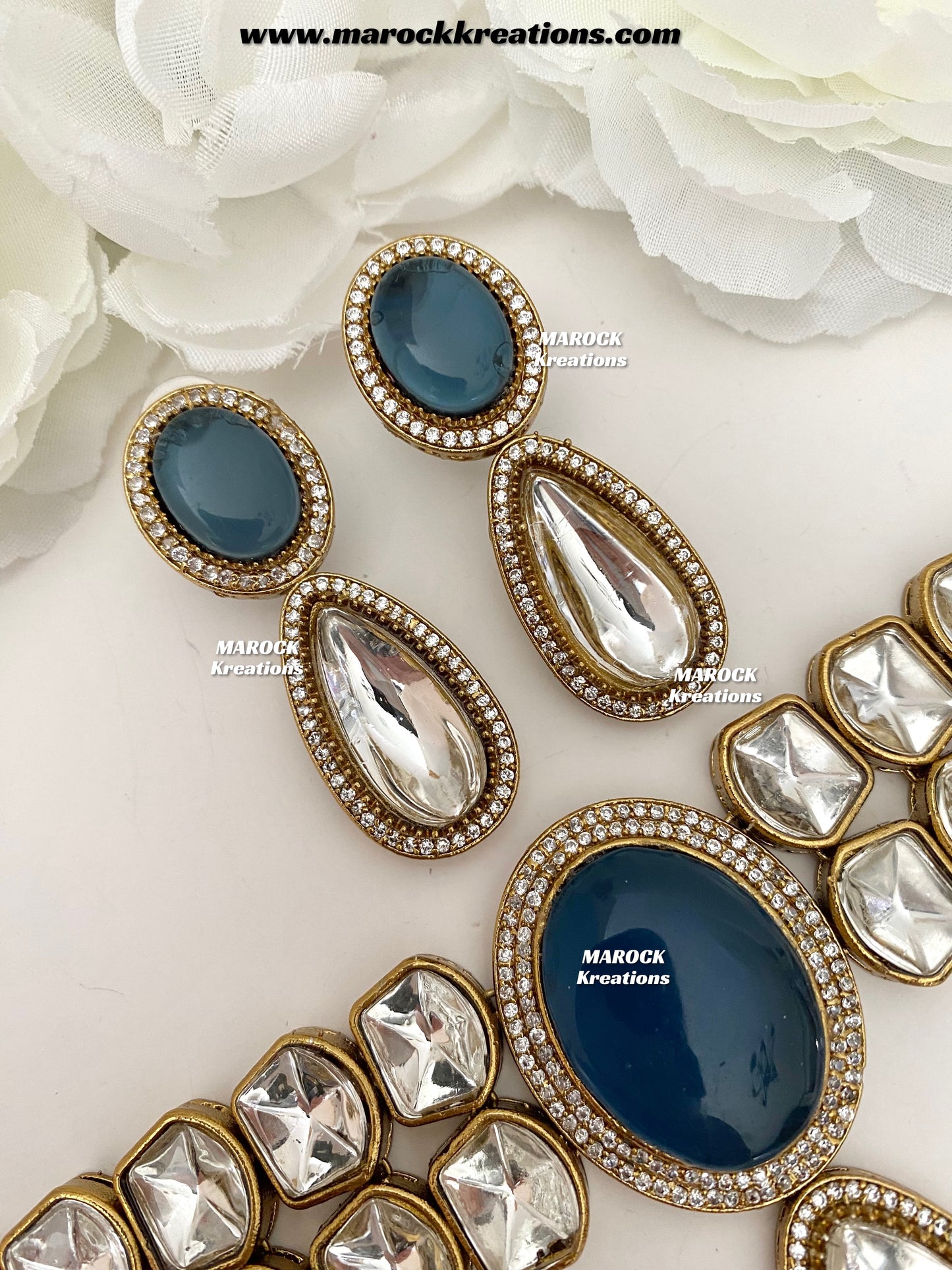 Luxna Premium Quality Kundan Statement Choker set
