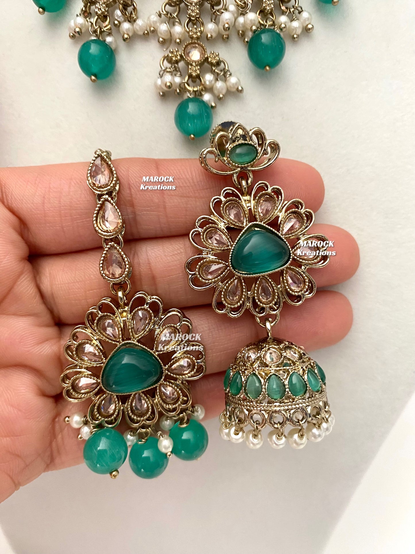 Amaira Antique Gold Polki choker set