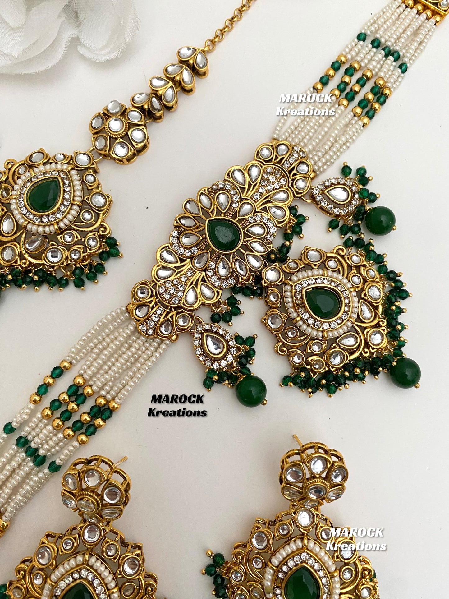 Mahima Premium Quality Kundan Choker set